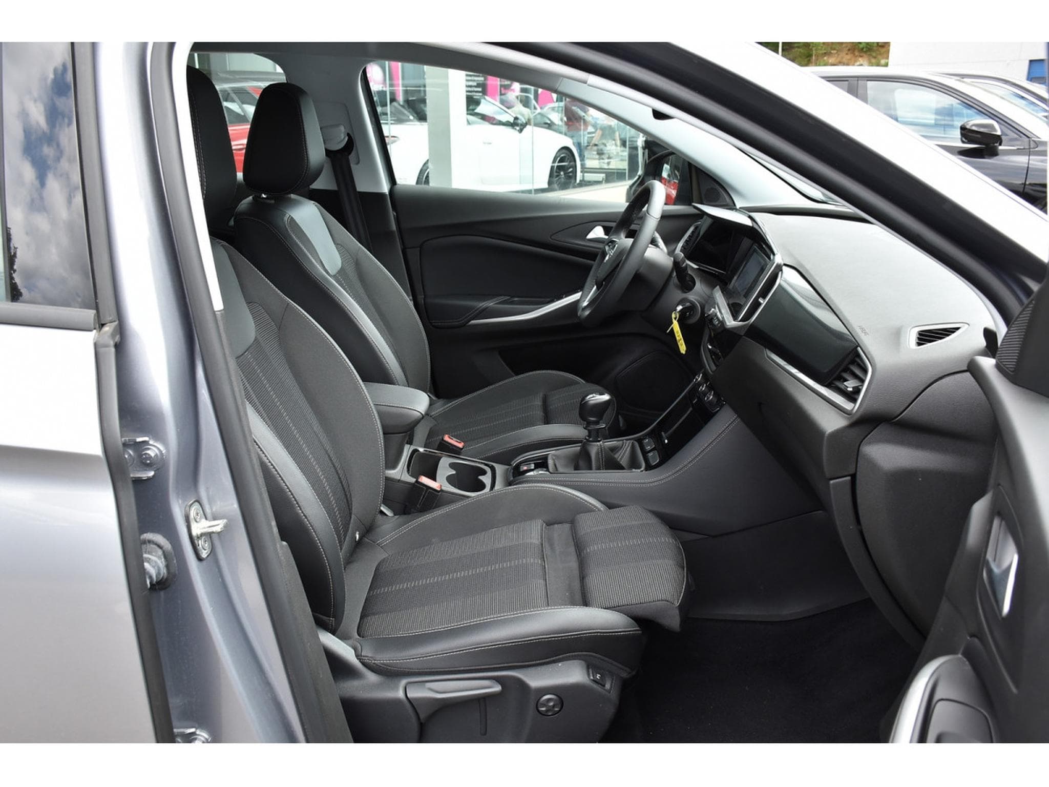 Opel Grandland 1.2 Turbo GS SG CHFF GPS LANE SIDE CAM 1° MAIN (2024) - Photo 7