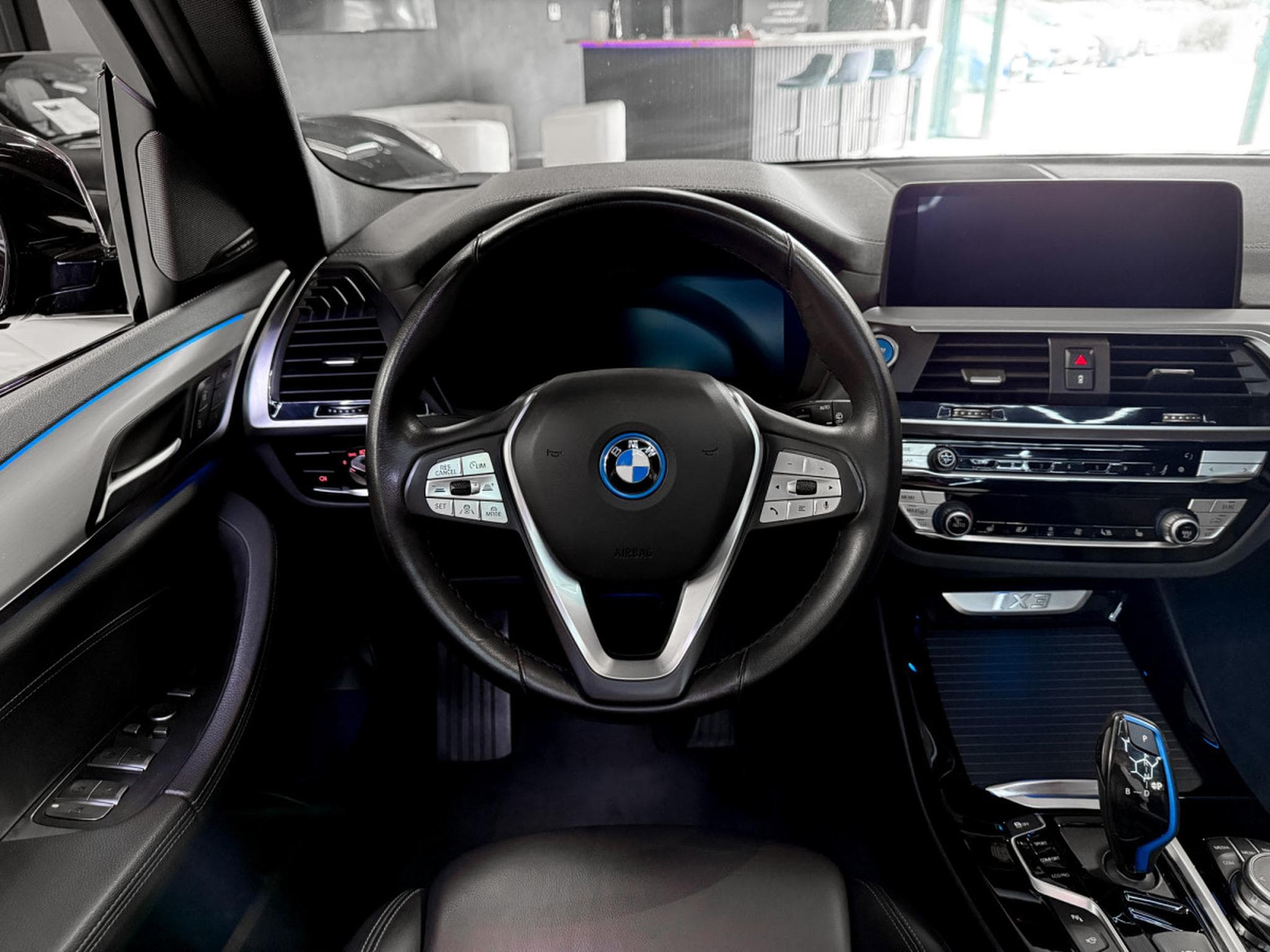 BMW iX3 iX3 / HEAD-UP / 360 / HK / KEYLESS (2021) - Photo 13