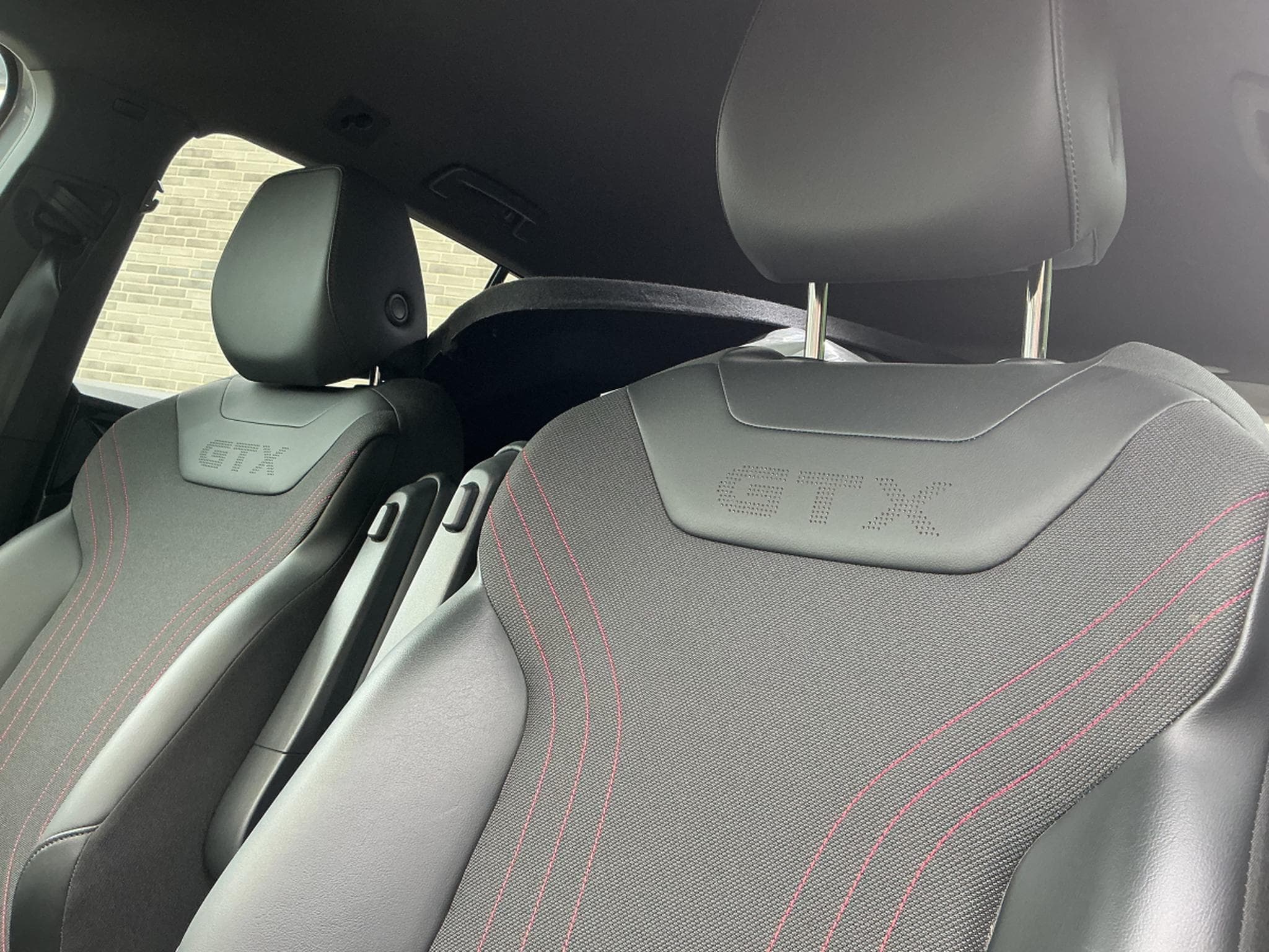 VW ID.4 GTX 4Motion (2023) - Photo 12