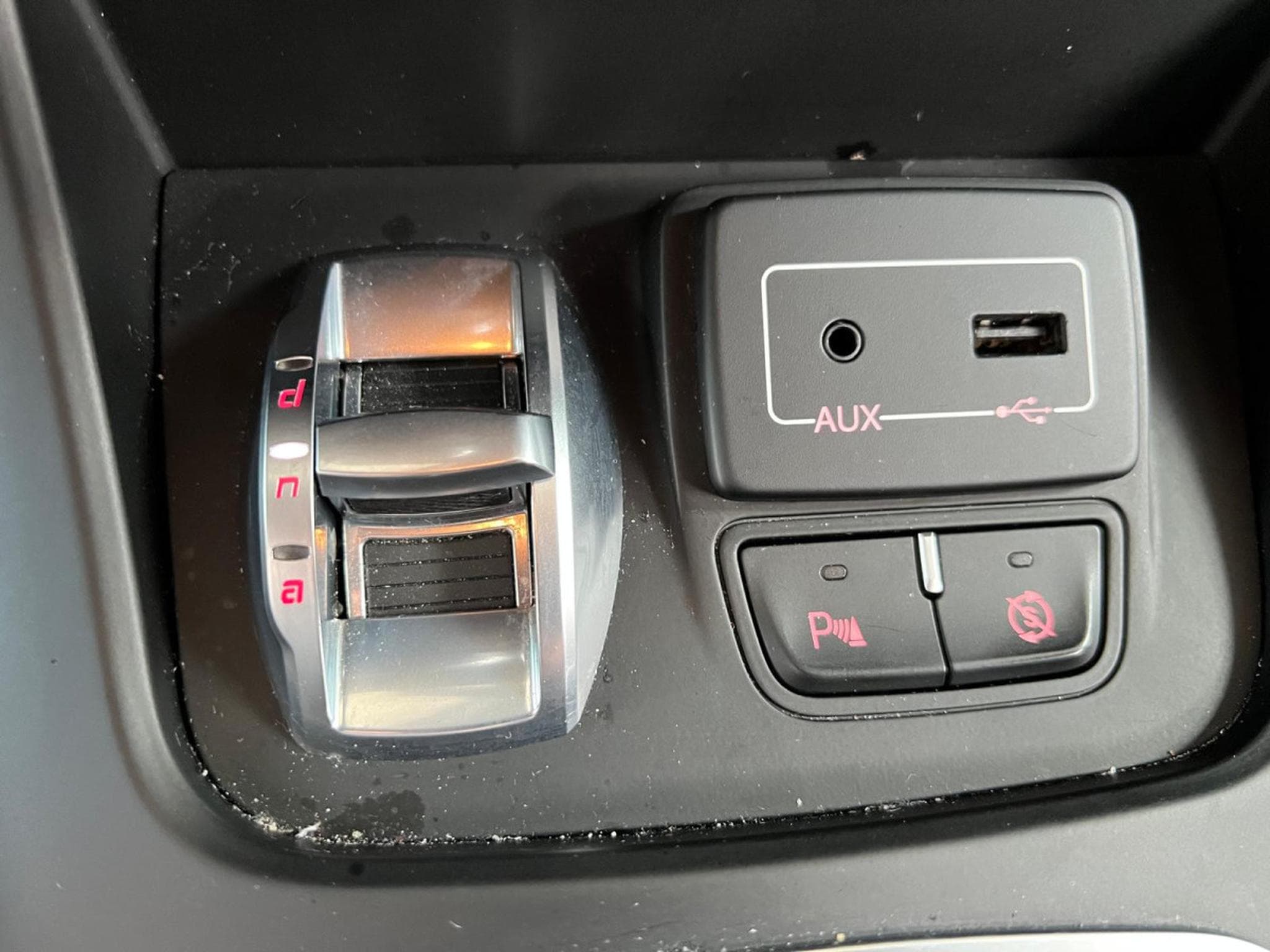 Alfa-Romeo Giulietta 1.4 SPORT 120 , 1HAND, CARPLAY, CAMERA, LED, GARANTIE (2019) - Photo 12