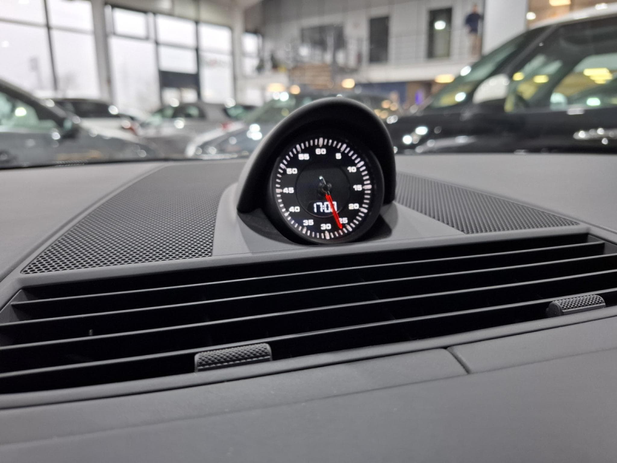 Porsche Panamera 4S SPORT TURISMO 441, PACK CHRONO, CARBON, PANO, CUIR, NAVI (2017) - Photo 23