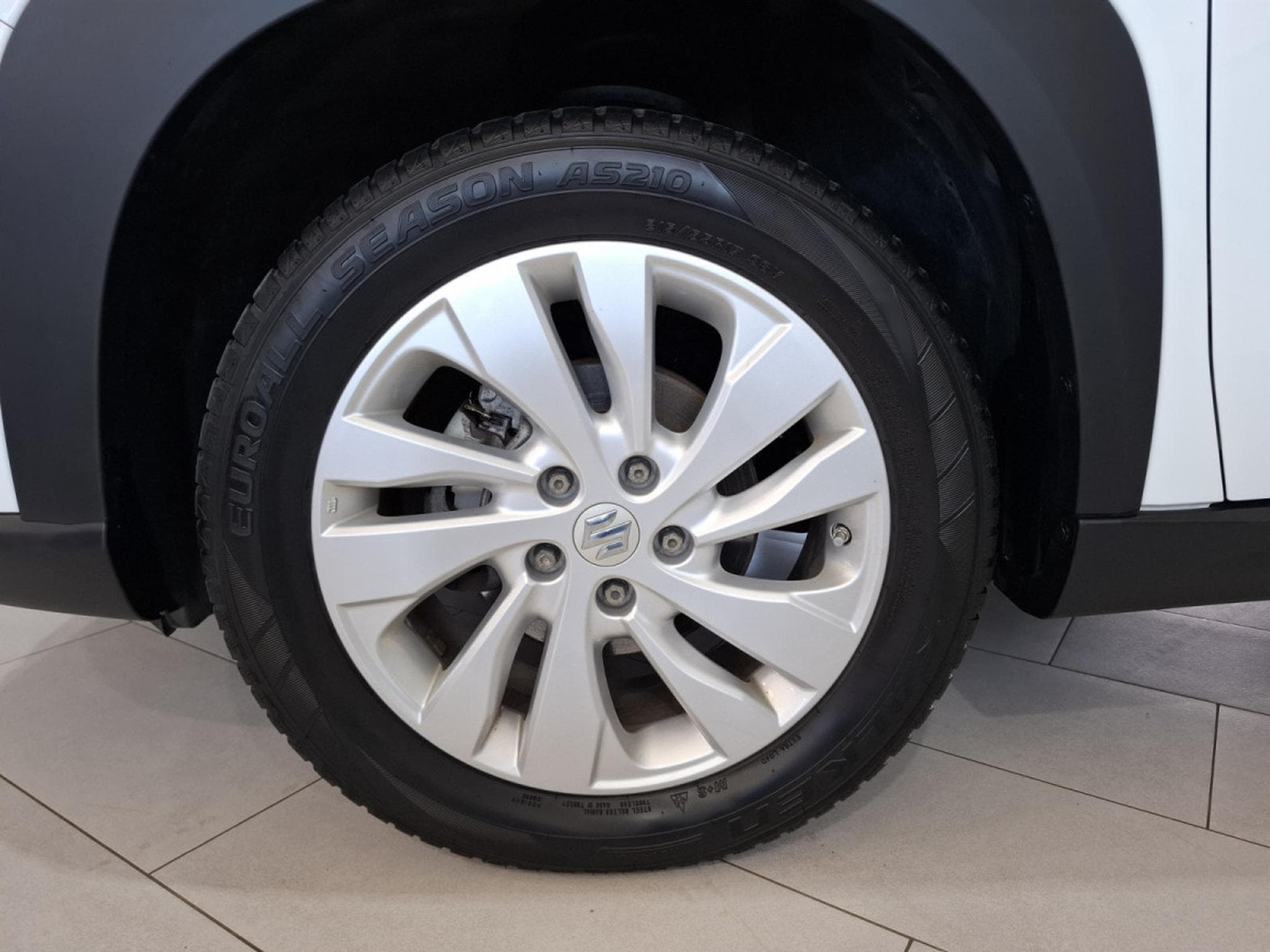 Suzuki S-Cross 1.4 TURBO HYBRID,1 HAND, CAMERA, CLIMA  AUTO, CARPLAY, ALU 1 (2023) - Photo 18