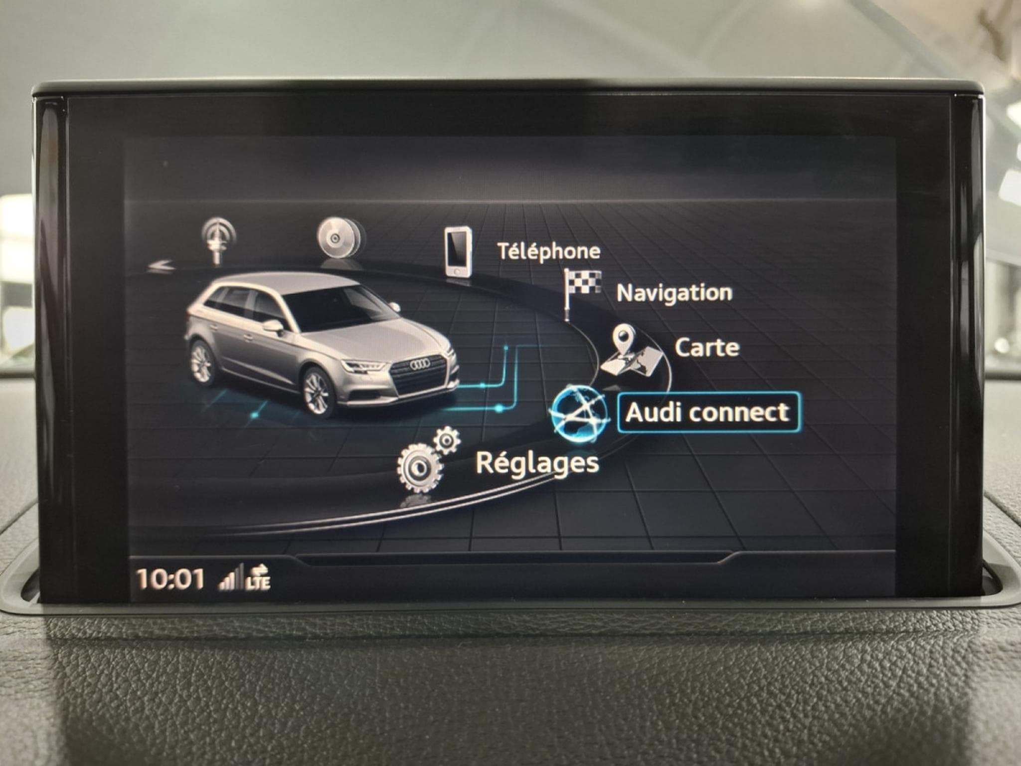 Audi A3 30 TFSI 116 SPORTBACK S-TRONIC DESIGN, CUIR, NAVI, XENON, LE (2017) - Photo 15