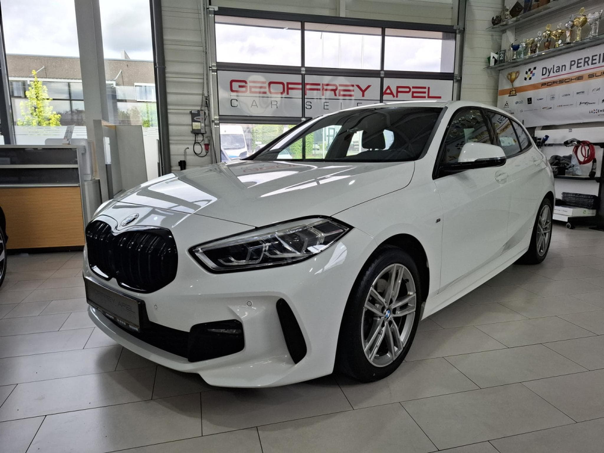 BMW 118 i M SPORT PAKET, NAVI, LED, COCKPIT DIGITAL, CARPLAY, PDC, (2021) - Photo 1