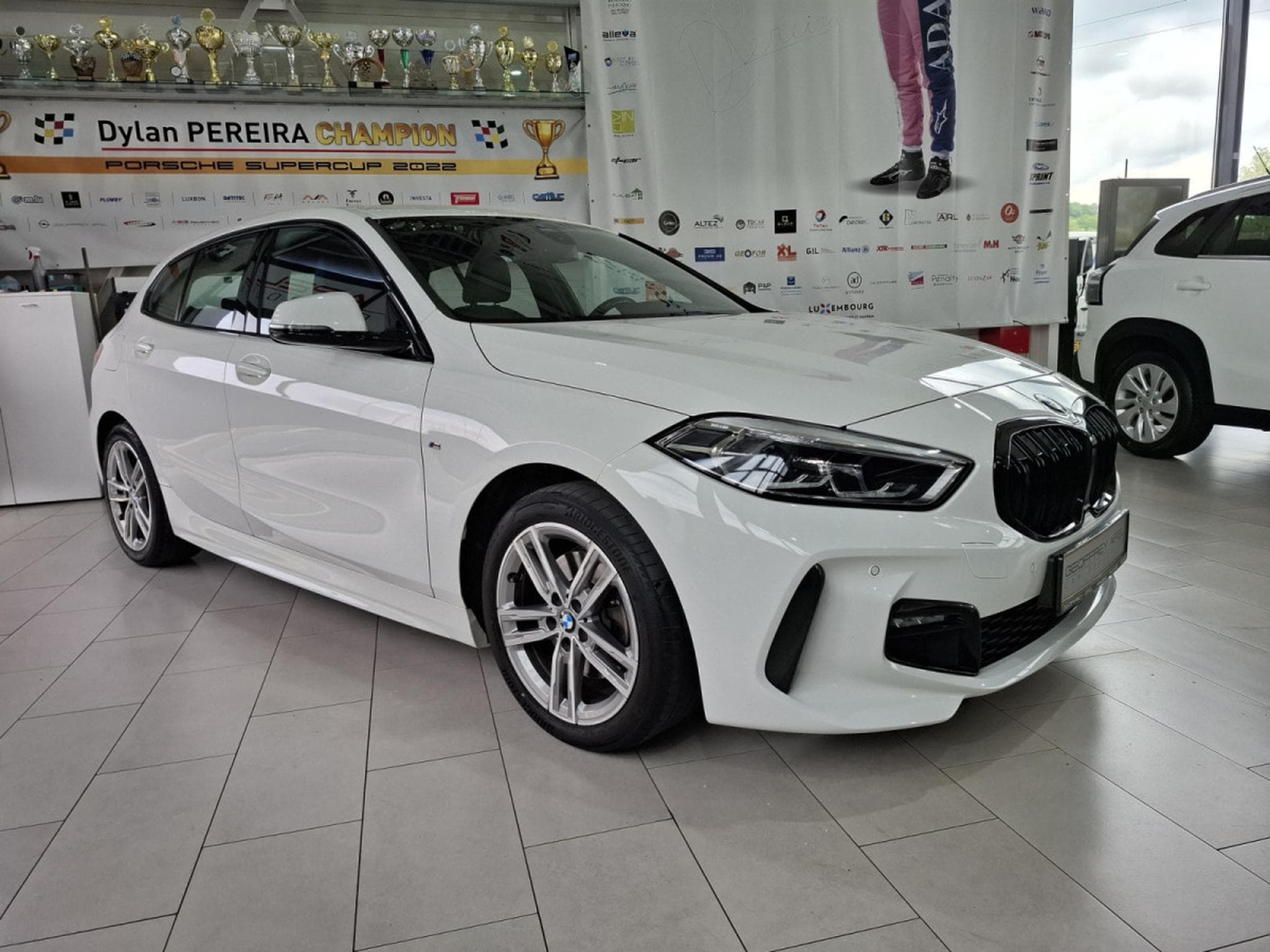BMW 118 i M SPORT PAKET, NAVI, LED, COCKPIT DIGITAL, CARPLAY, PDC, (2021) - Photo 4