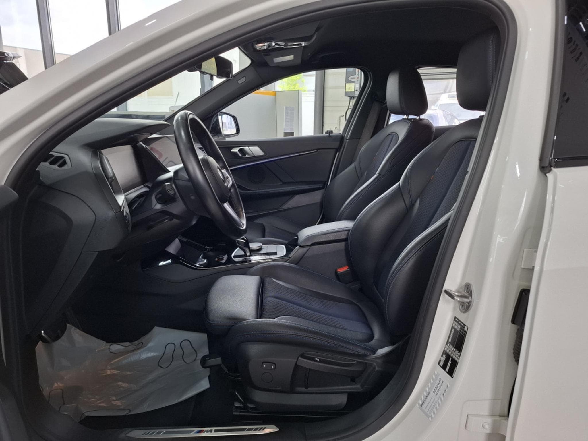 BMW 118 i M SPORT PAKET, NAVI, LED, COCKPIT DIGITAL, CARPLAY, PDC, (2021) - Photo 5