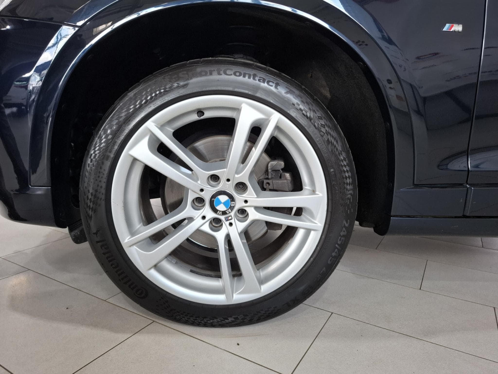 BMW X3 XDRIVE 28i Pack M, CUIR, NAVI, PANORAMA, 4*4, BLUETOOTH, ALU (2012) - Photo 16