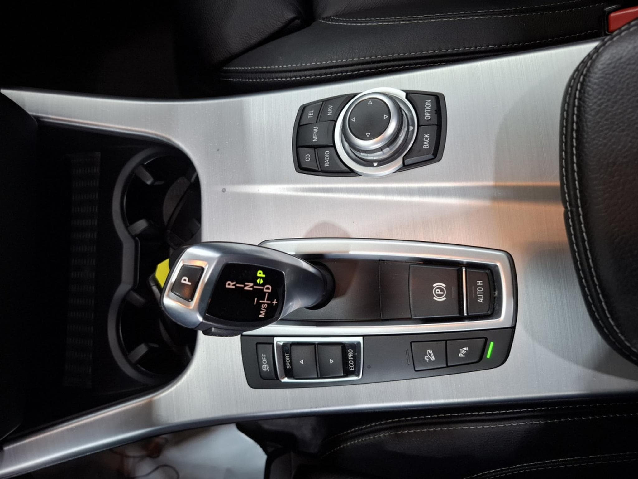 BMW X3 XDRIVE 28i Pack M, CUIR, NAVI, PANORAMA, 4*4, BLUETOOTH, ALU (2012) - Photo 8