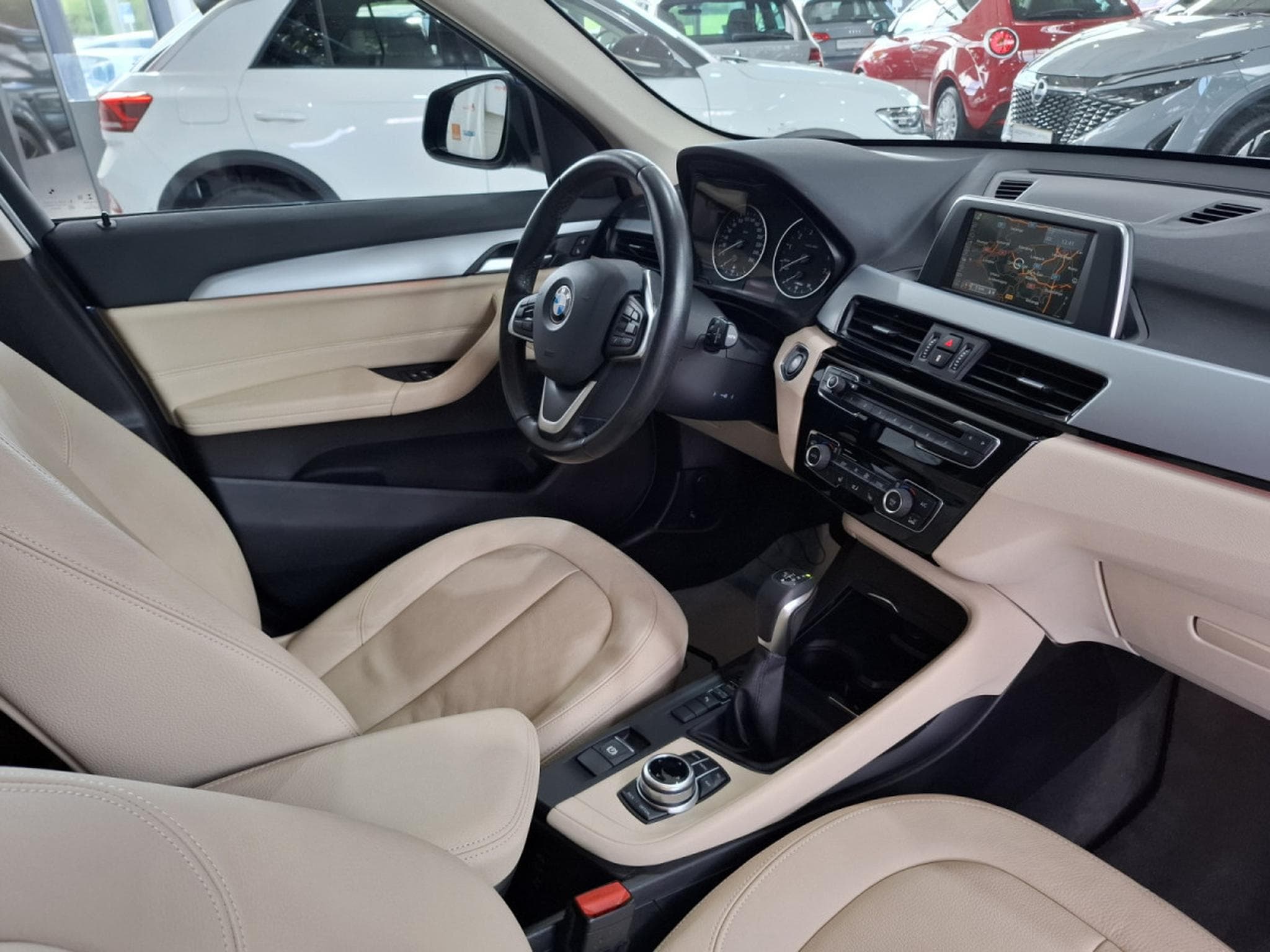 BMW X1 SDRIVE 18iA, 1 HAND, KM 63000, CUIR, NAVI, PDC, LED, (2017) - Photo 10