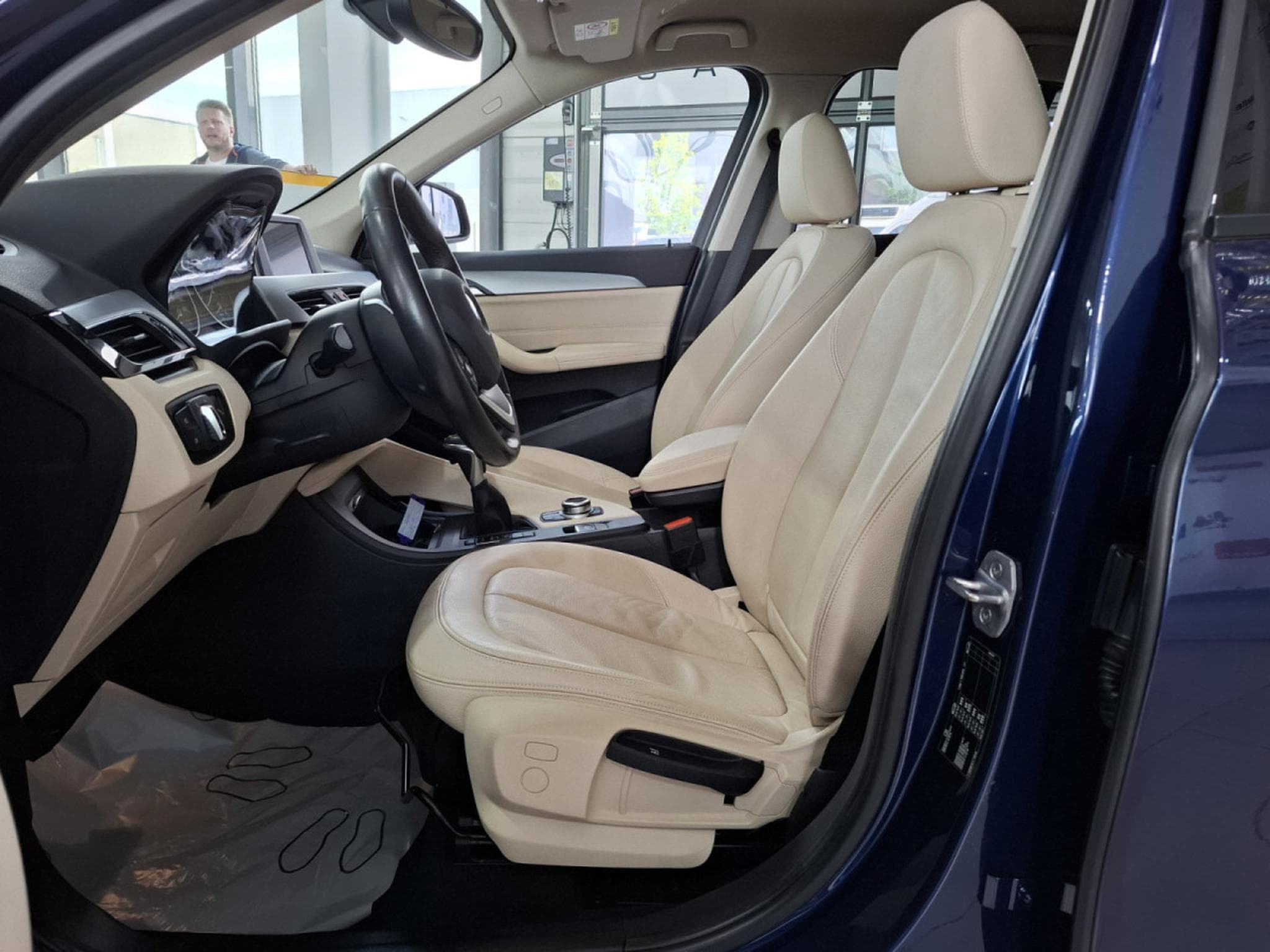 BMW X1 SDRIVE 18iA, 1 HAND, KM 63000, CUIR, NAVI, PDC, LED, (2017) - Photo 5