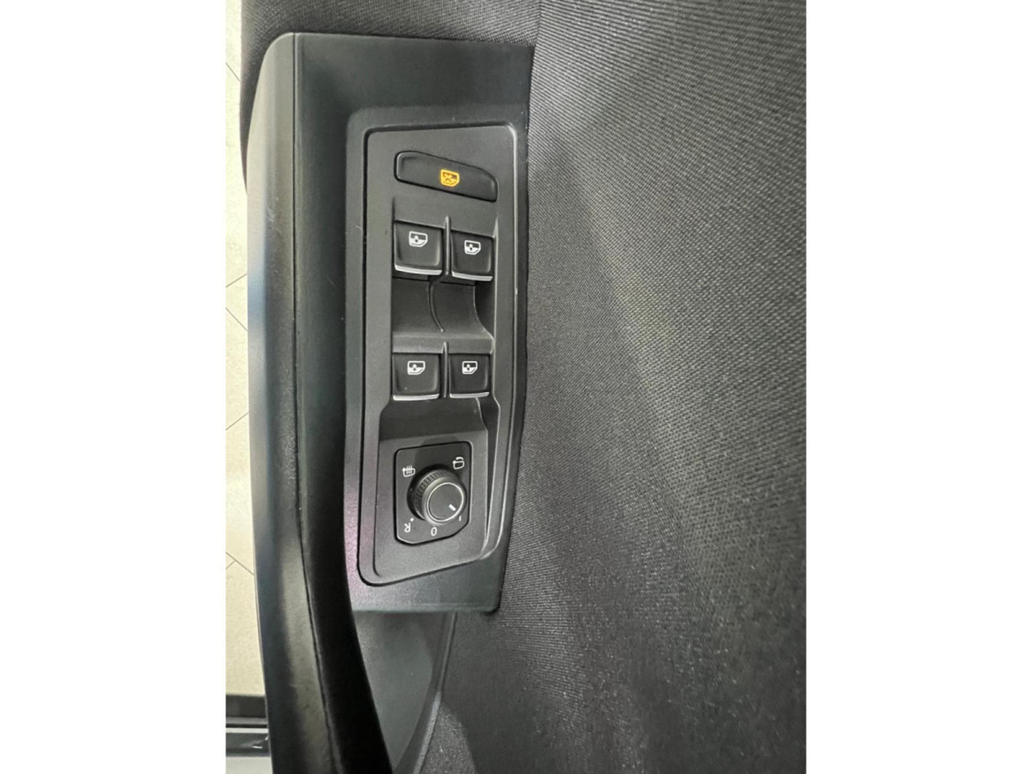 VW T-Roc 1.5 TSI 150 DSG STYLE,VIRTUAL, KAMERA,NAVI, CARPLAY, LED, CU (2021) - Photo 11