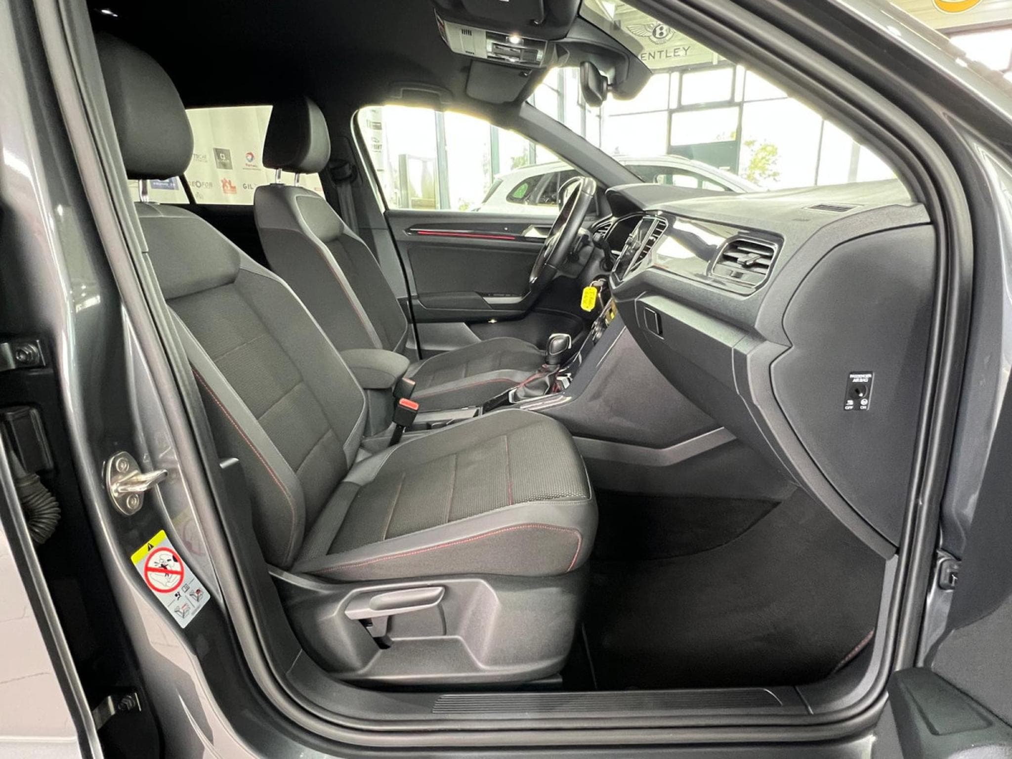 VW T-Roc 1.5 TSI 150 DSG STYLE,VIRTUAL, KAMERA,NAVI, CARPLAY, LED, CU (2021) - Photo 8