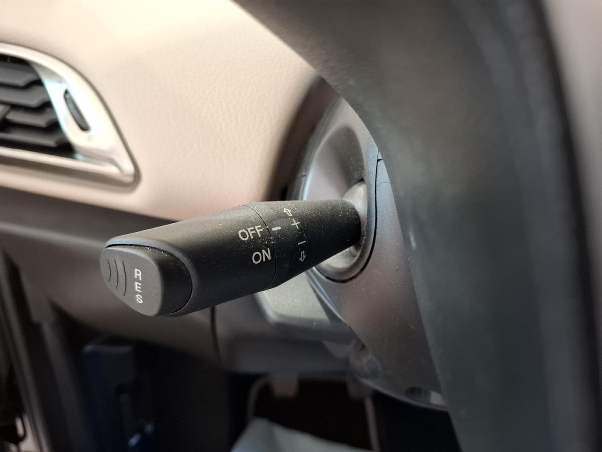 Lancia Ypsilon 1.2 1HAND, BLUETOOTH, PDC AV+ARR., (2015) - Photo 11