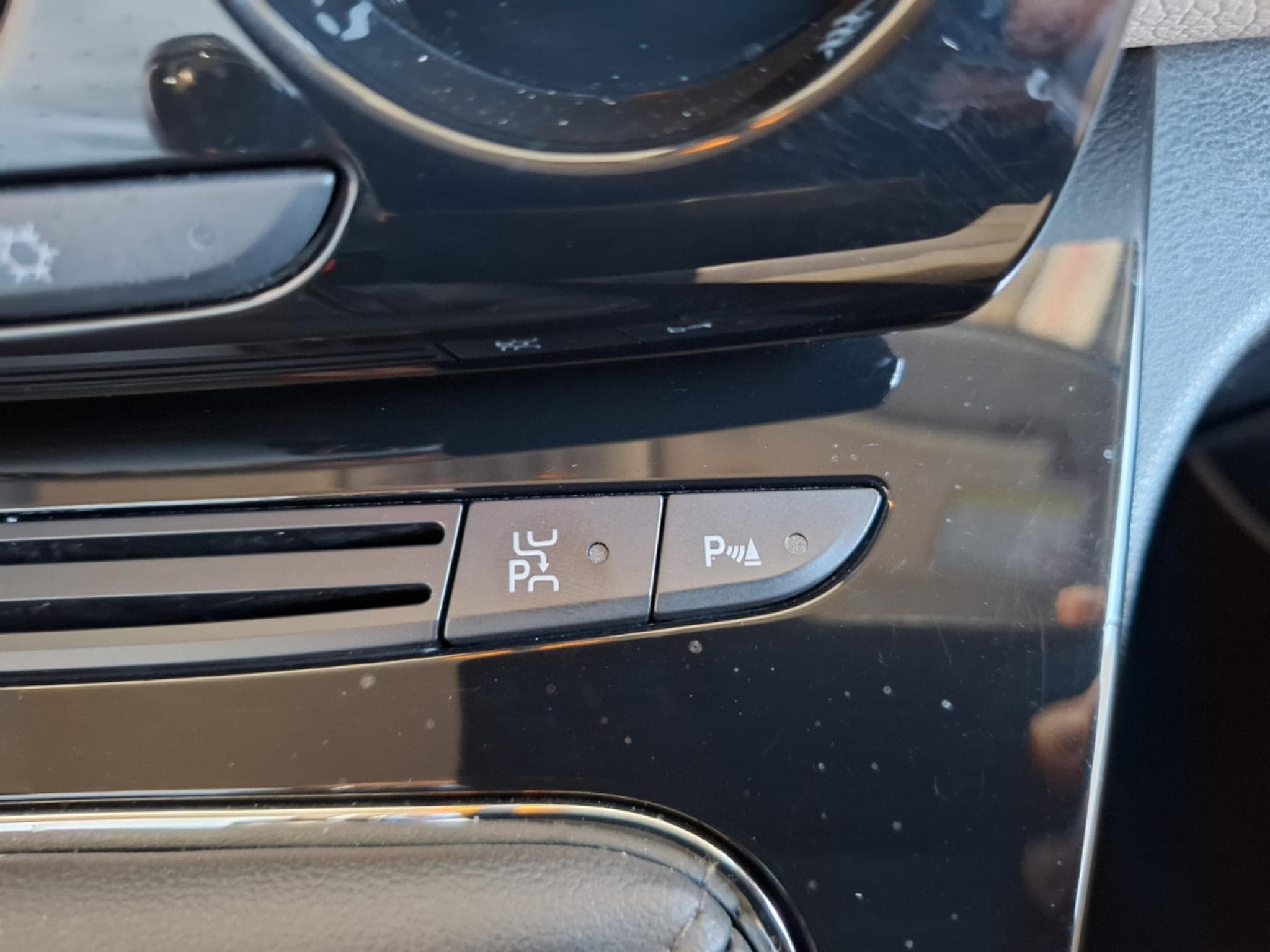 Lancia Ypsilon 1.2 1HAND, BLUETOOTH, PDC AV+ARR., (2015) - Photo 13