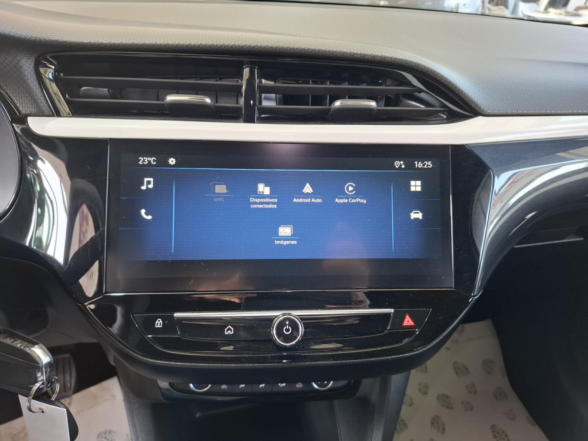Opel Corsa 1.2 TURBO 101 GS, LED, VIRTUAL, KAMERA, CARPLAY,TEMPO, CUIR (2025) - Photo 10