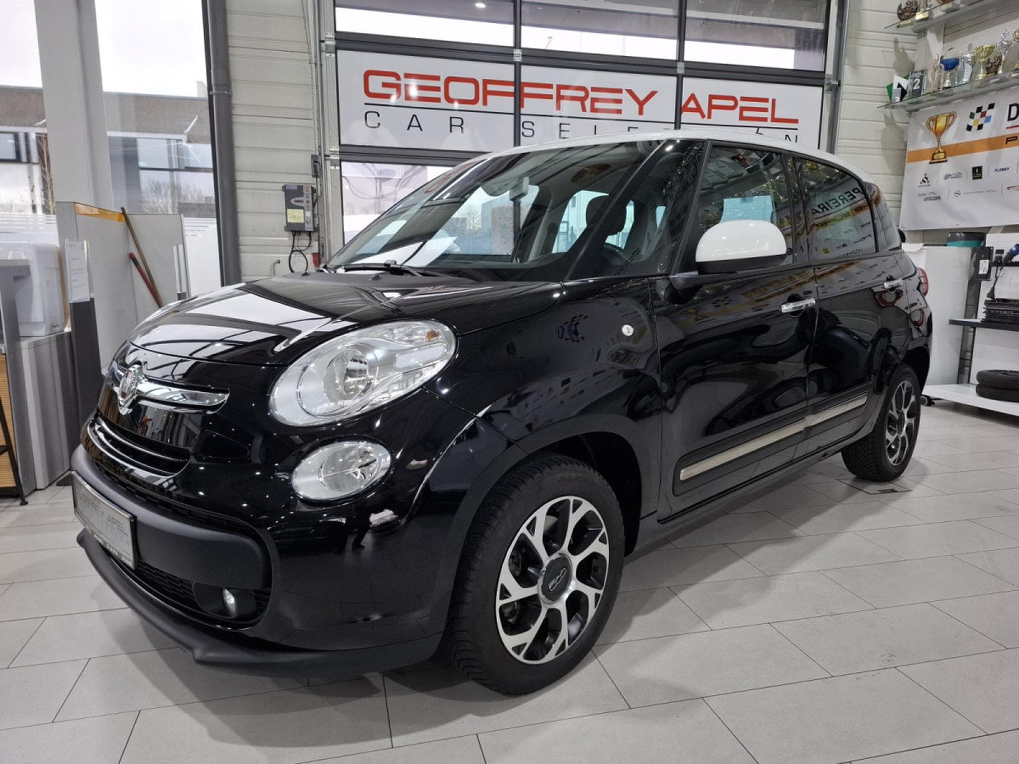 Fiat 500L 1.6 JTD 120 NAVI, CUIR, PANORAMA, 1 HAND (2016) - Photo 1