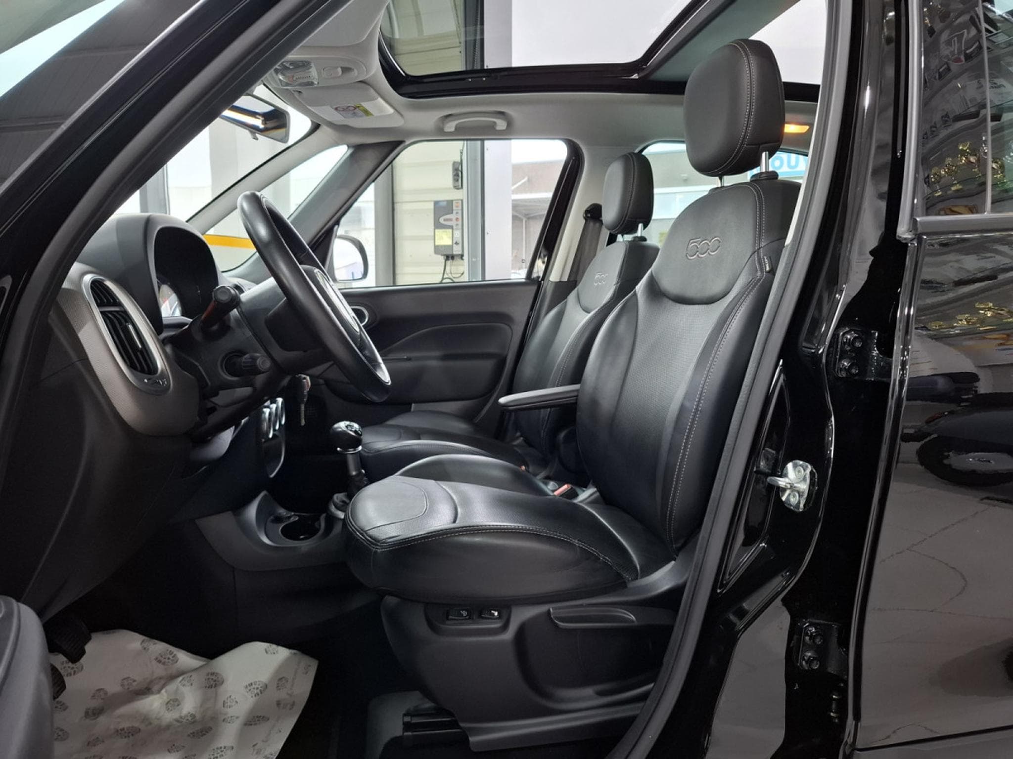 Fiat 500L 1.6 JTD 120 NAVI, CUIR, PANORAMA, 1 HAND (2016) - Photo 10