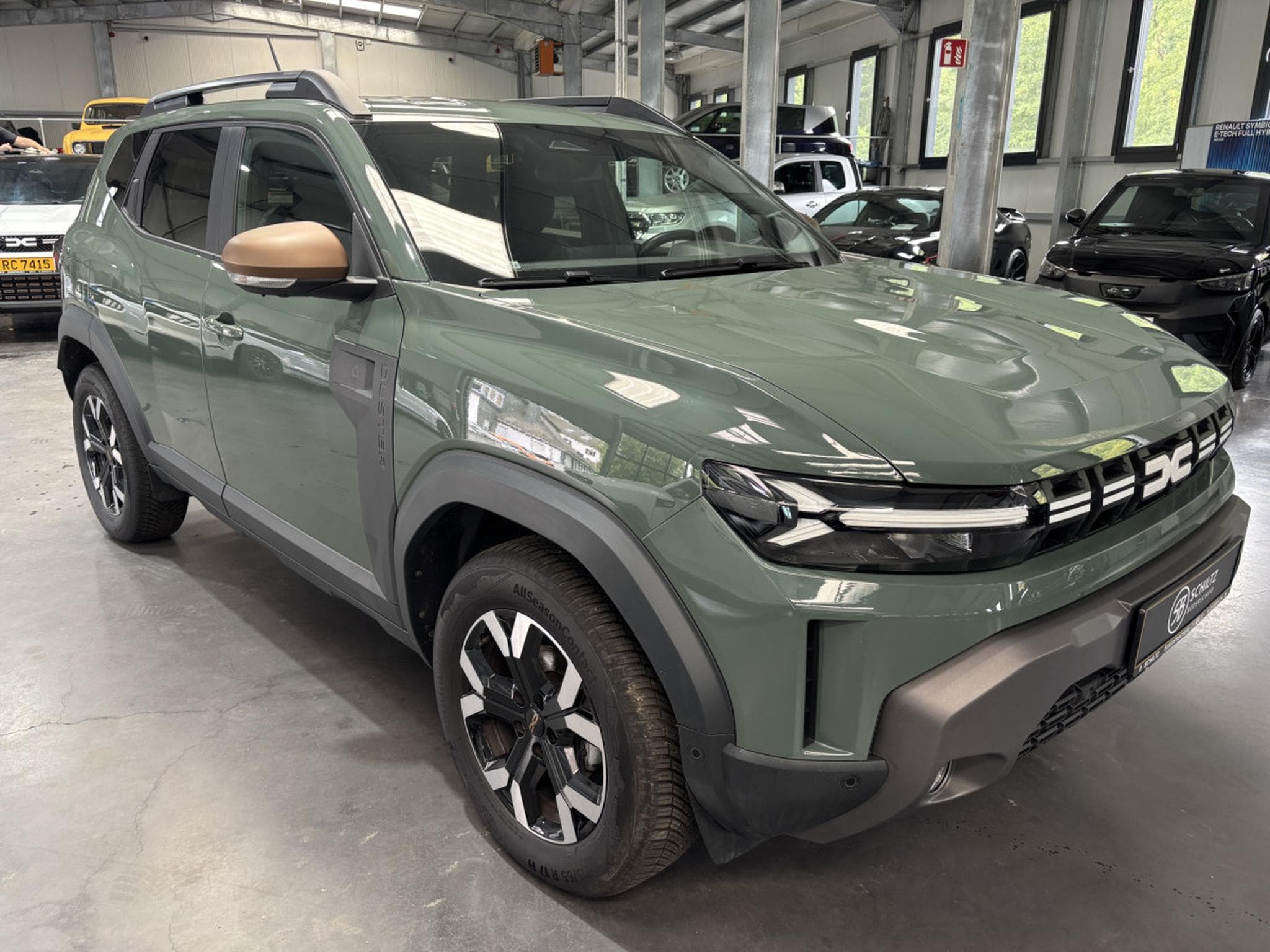 Dacia Duster 1.2 Hybrid 4WD (2025) - Photo 1
