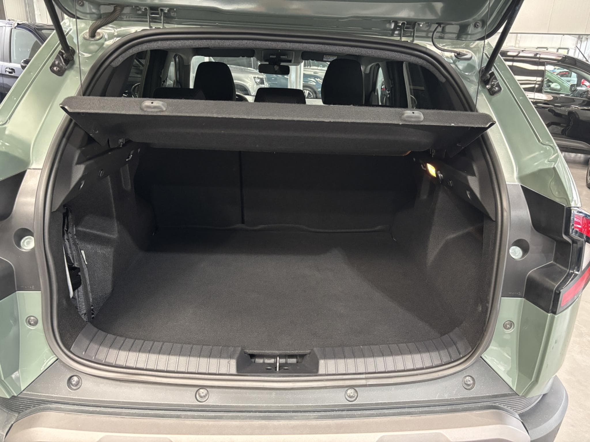 Dacia Duster 1.2 Hybrid 4WD (2025) - Photo 14
