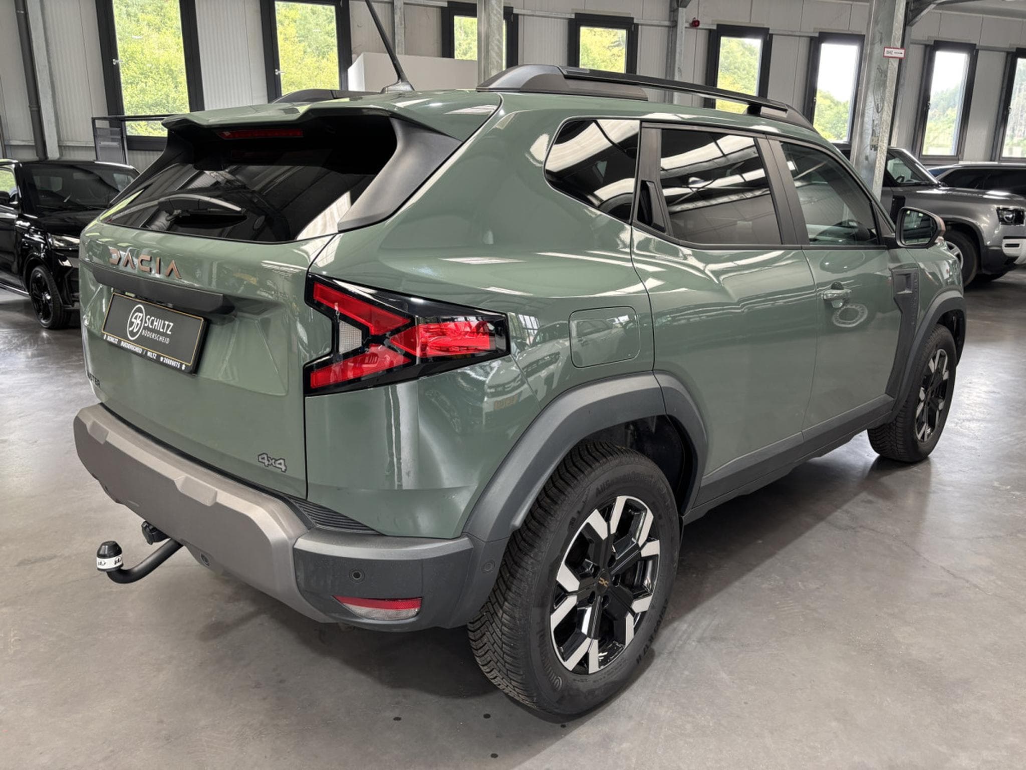 Dacia Duster 1.2 Hybrid 4WD (2025) - Photo 2