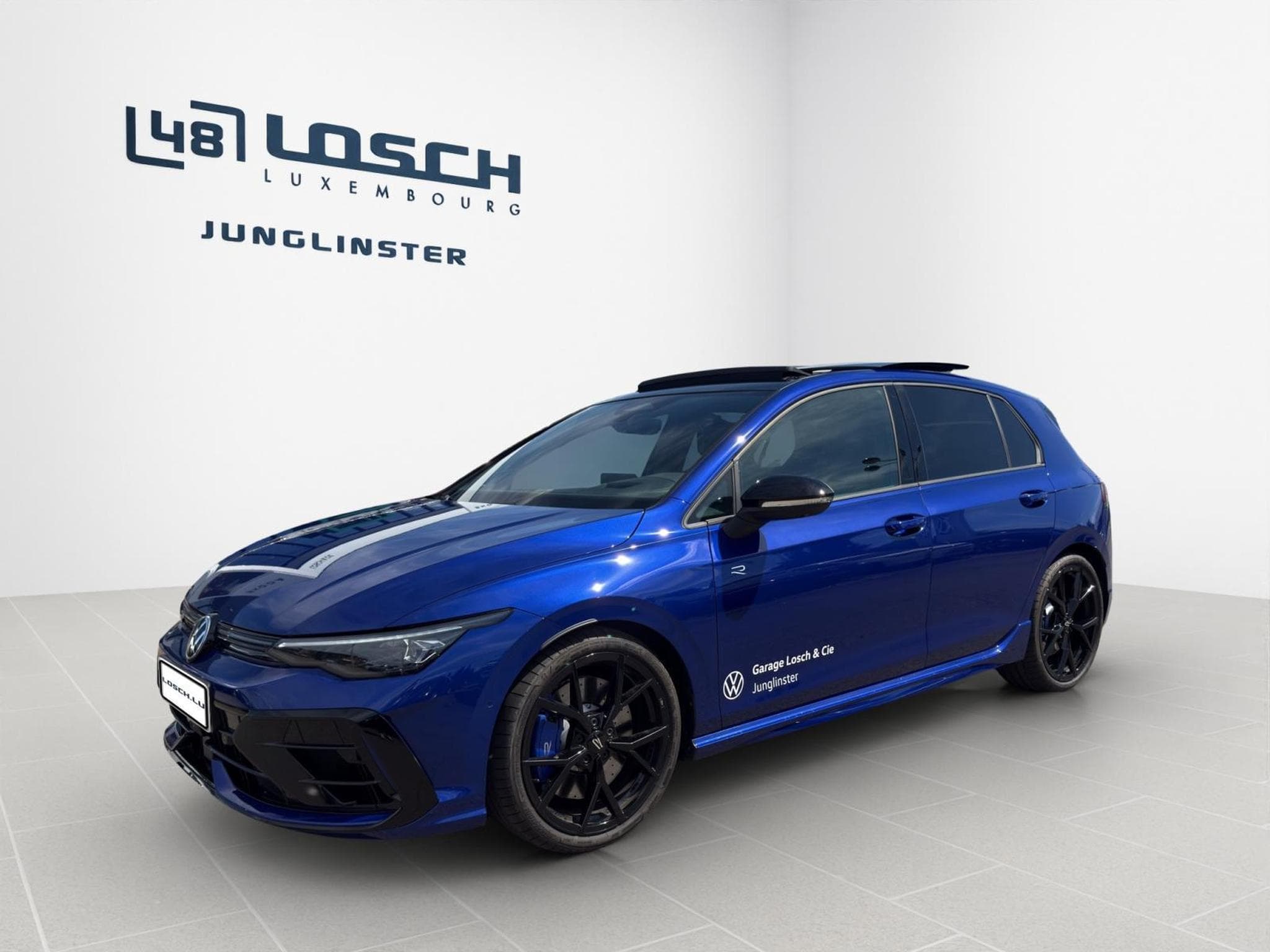 VW Golf R 4Motion (2026) - Photo 5