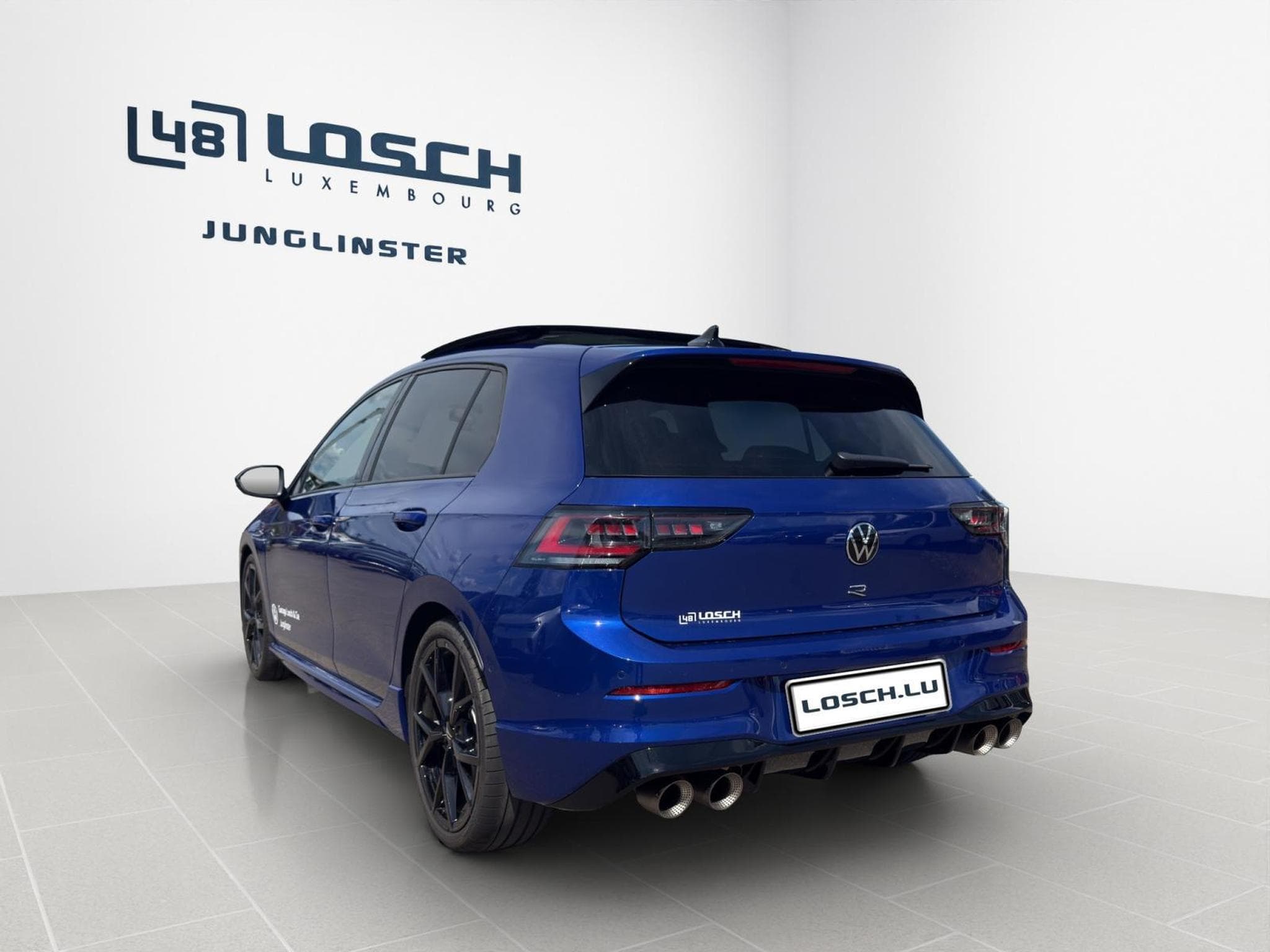 VW Golf R 4Motion (2026) - Photo 8