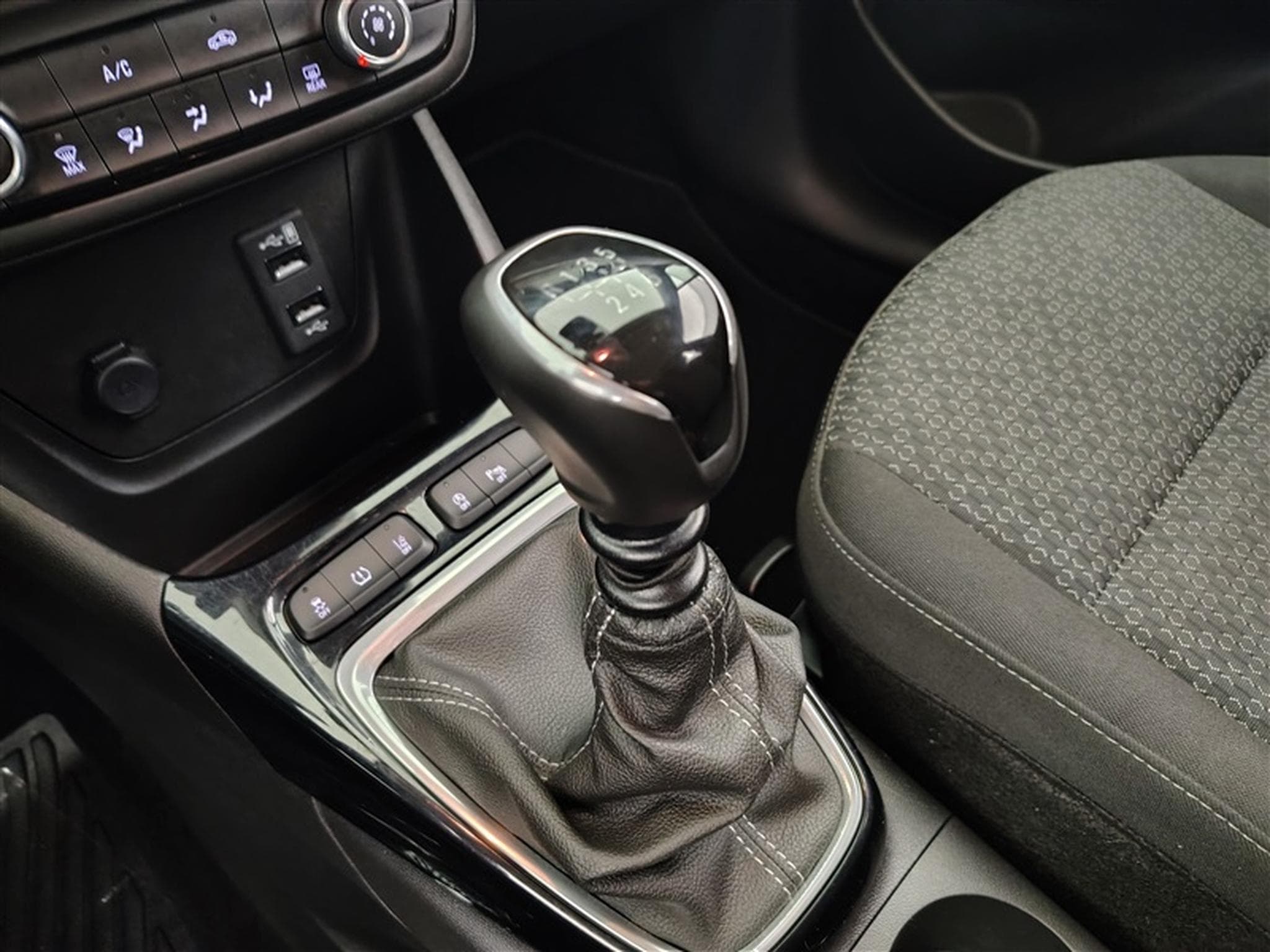 Opel Crossland 1.2 Turbo Edition (2019) - Photo 12