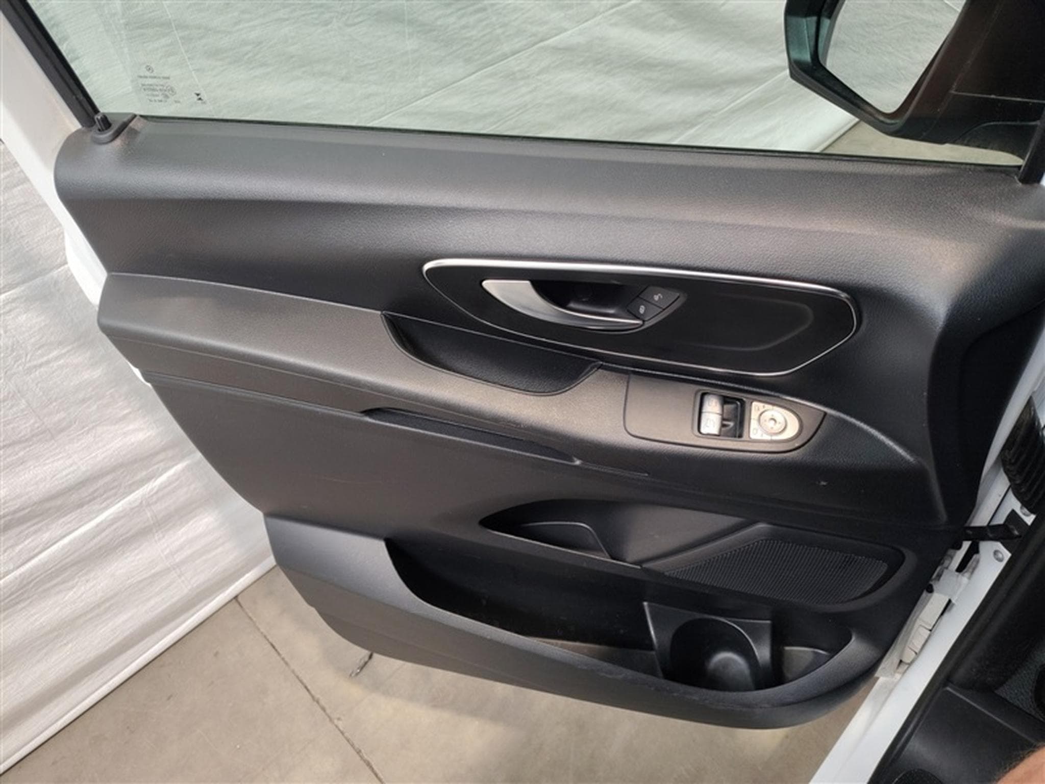 Mercedes Vito 2.0 BlueTEC (2024) - Photo 15