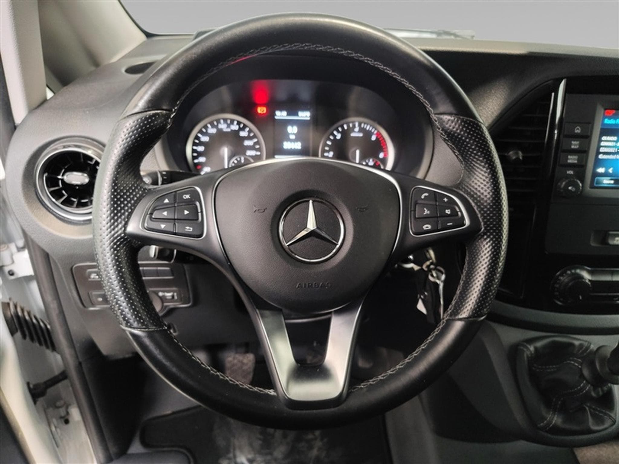 Mercedes Vito 2.0 BlueTEC (2024) - Photo 9