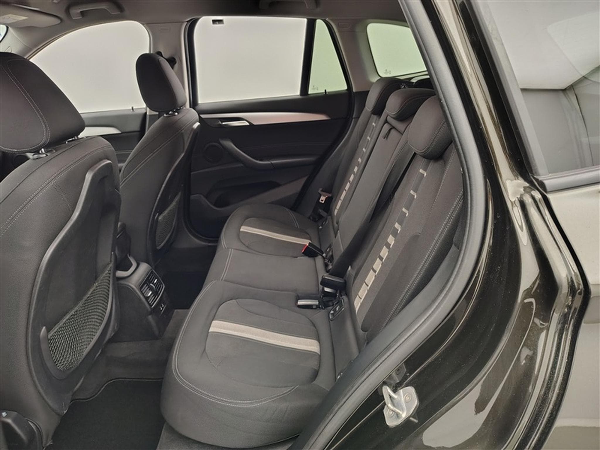 BMW X1 1.5i sDrive18 Facelift NAVI PRO/VOLANT M (2019) - Photo 13