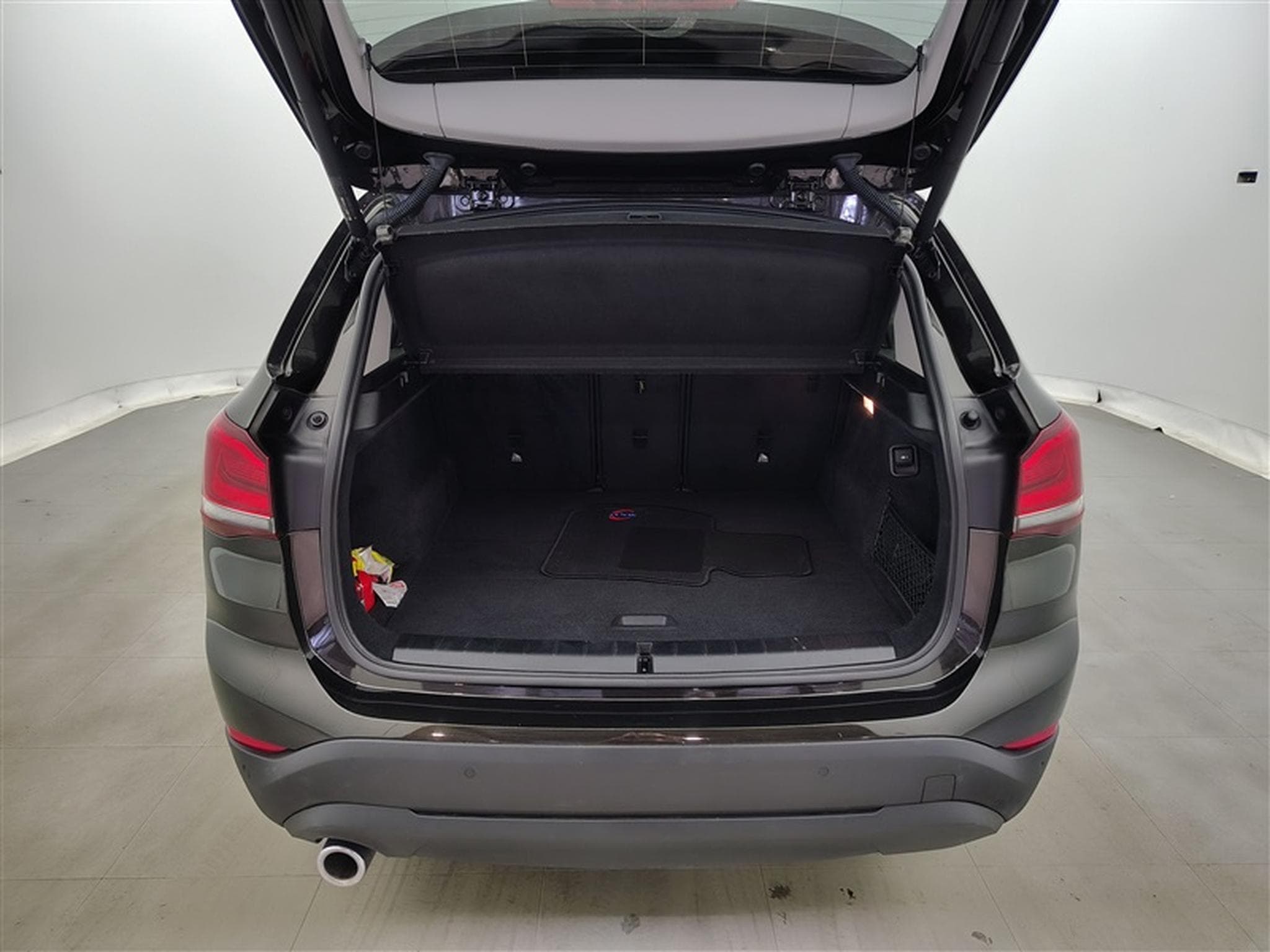 BMW X1 1.5i sDrive18 Facelift NAVI PRO/VOLANT M (2019) - Photo 14