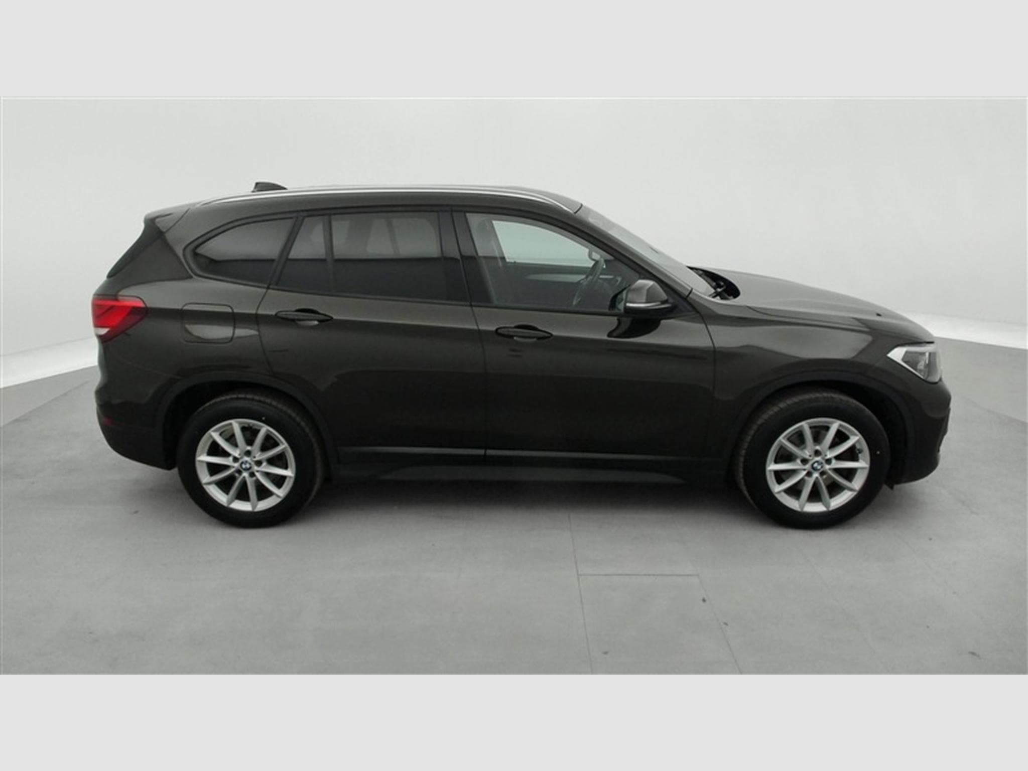 BMW X1 1.5i sDrive18 Facelift NAVI PRO/VOLANT M (2019) - Photo 24