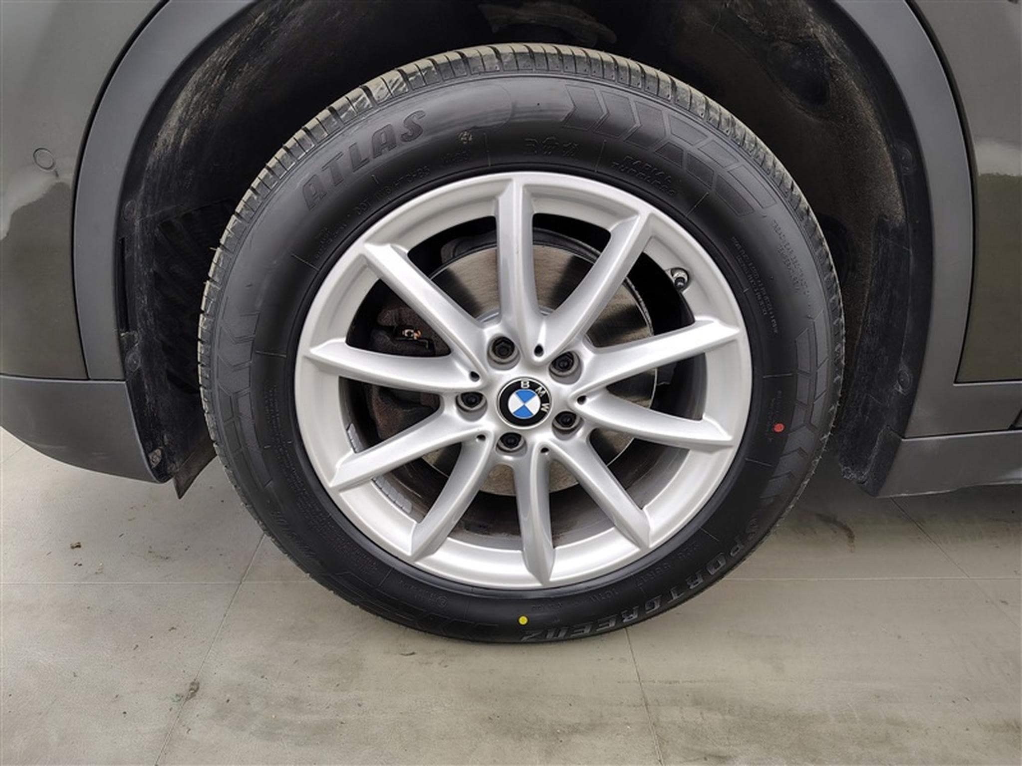 BMW X1 1.5i sDrive18 Facelift NAVI PRO/VOLANT M (2019) - Photo 6
