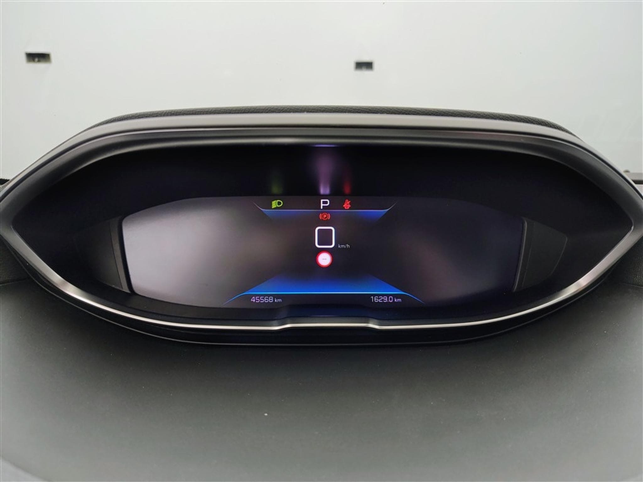 Peugeot 5008 1.2 PureTech 130cv EAT8 Active Pack 7pl. NAVI / FULL LED (2023) - Photo 10