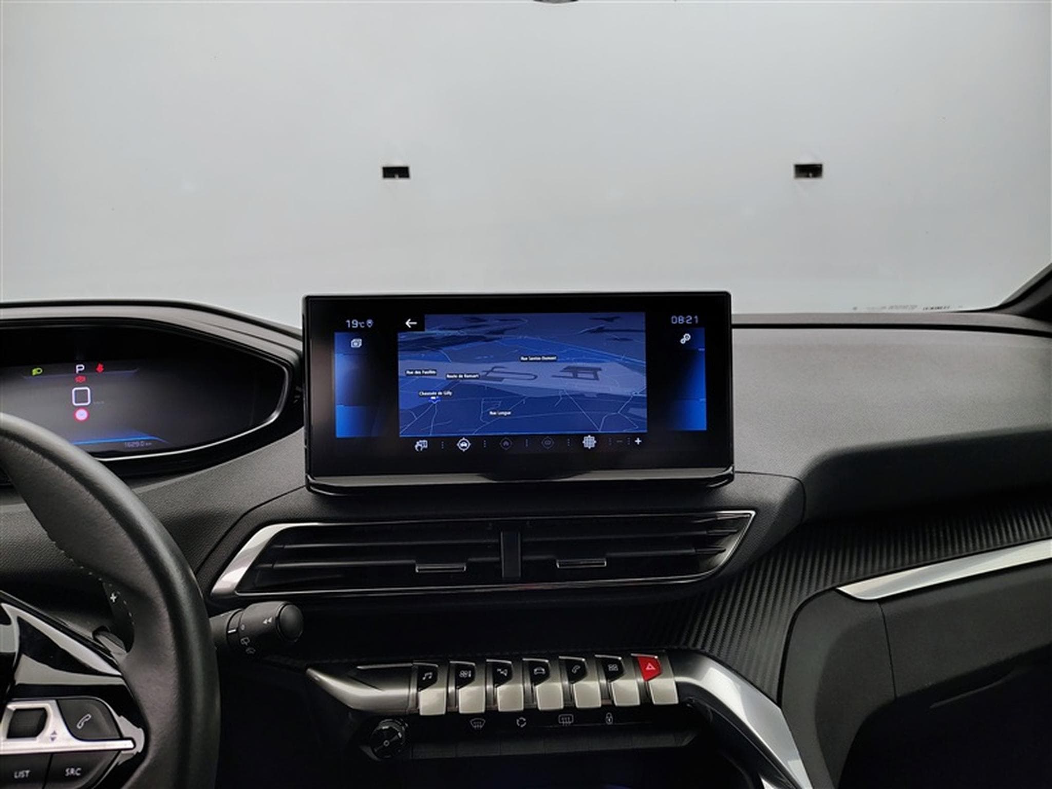 Peugeot 5008 1.2 PureTech 130cv EAT8 Active Pack 7pl. NAVI / FULL LED (2023) - Photo 11