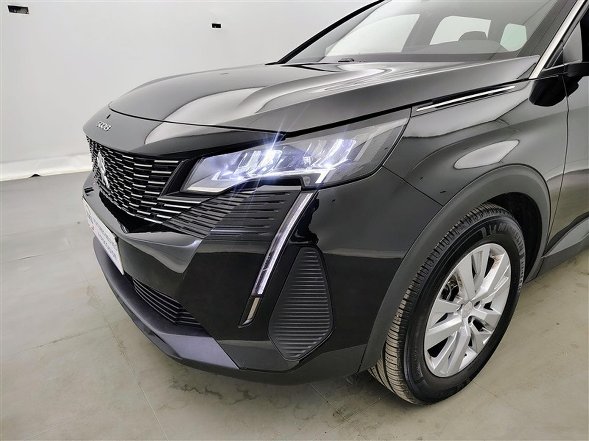 Peugeot 5008 1.2 PureTech 130cv EAT8 Active Pack 7pl. NAVI / FULL LED (2023) - Photo 15