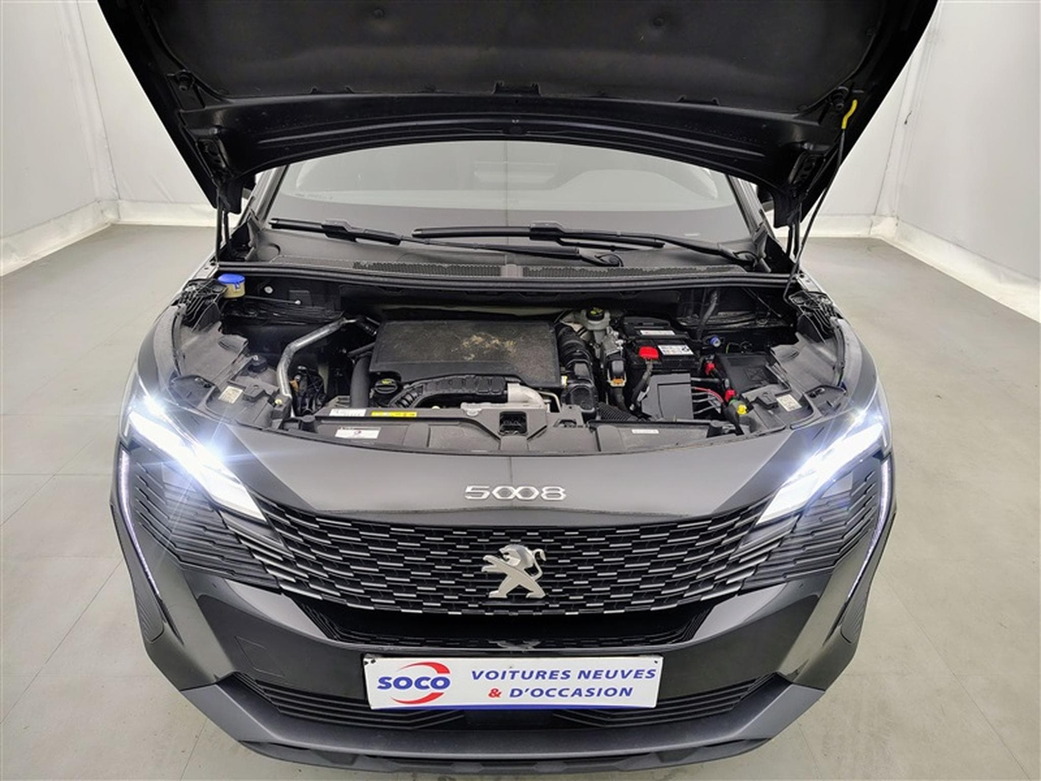 Peugeot 5008 1.2 PureTech 130cv EAT8 Active Pack 7pl. NAVI / FULL LED (2023) - Photo 19