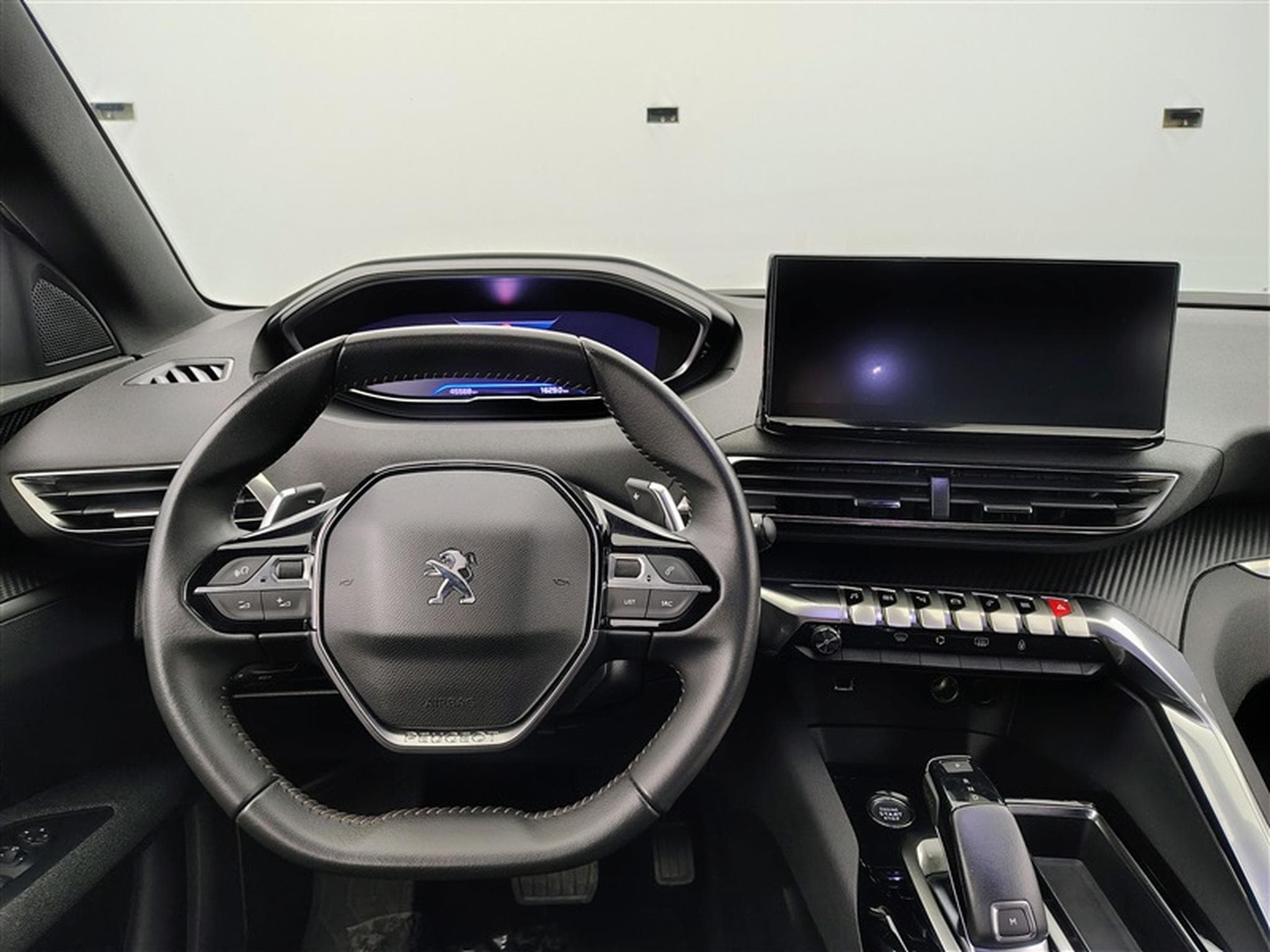 Peugeot 5008 1.2 PureTech 130cv EAT8 Active Pack 7pl. NAVI / FULL LED (2023) - Photo 9