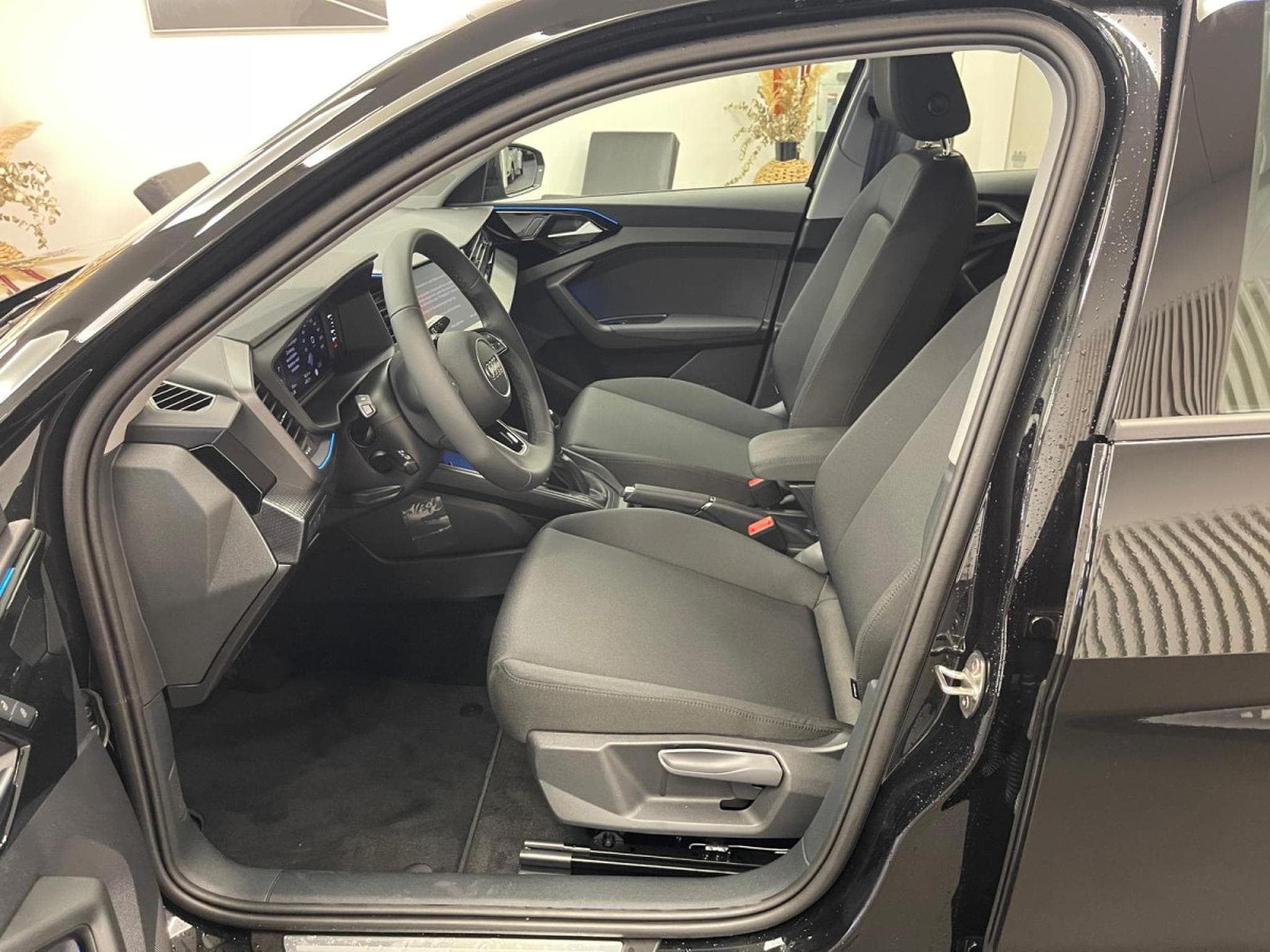 Audi A1 Sportback Advanced TFSI 95 CH / 70 kW S tronic (2025) - Photo 3