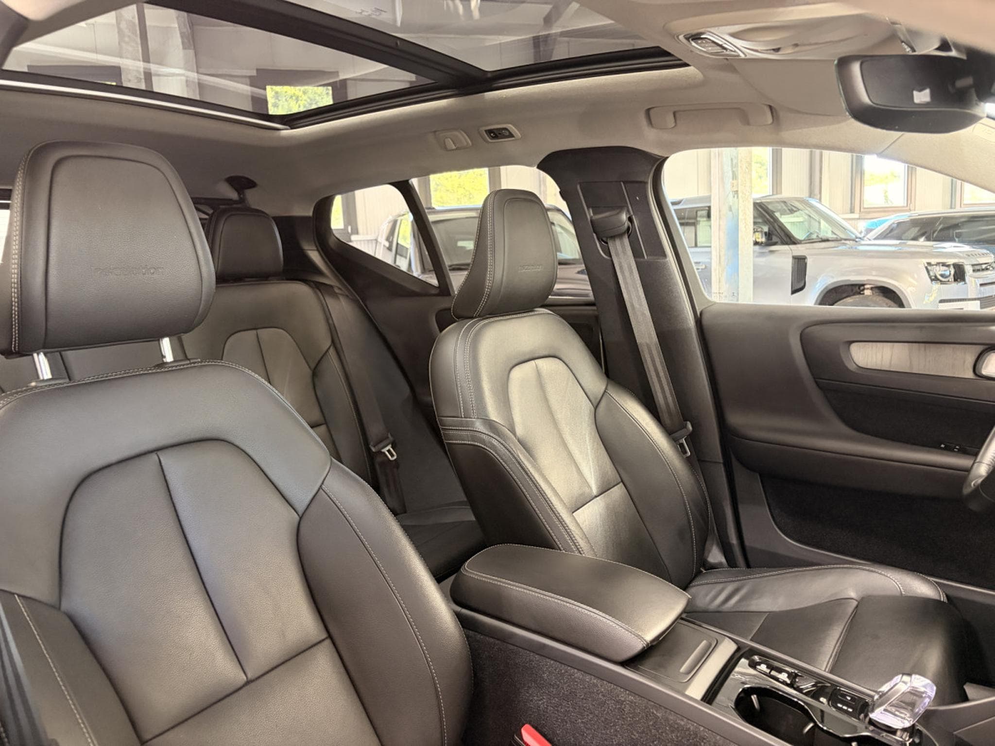 Volvo XC40 2.0 D4 Inscription AWD (2019) - Photo 11