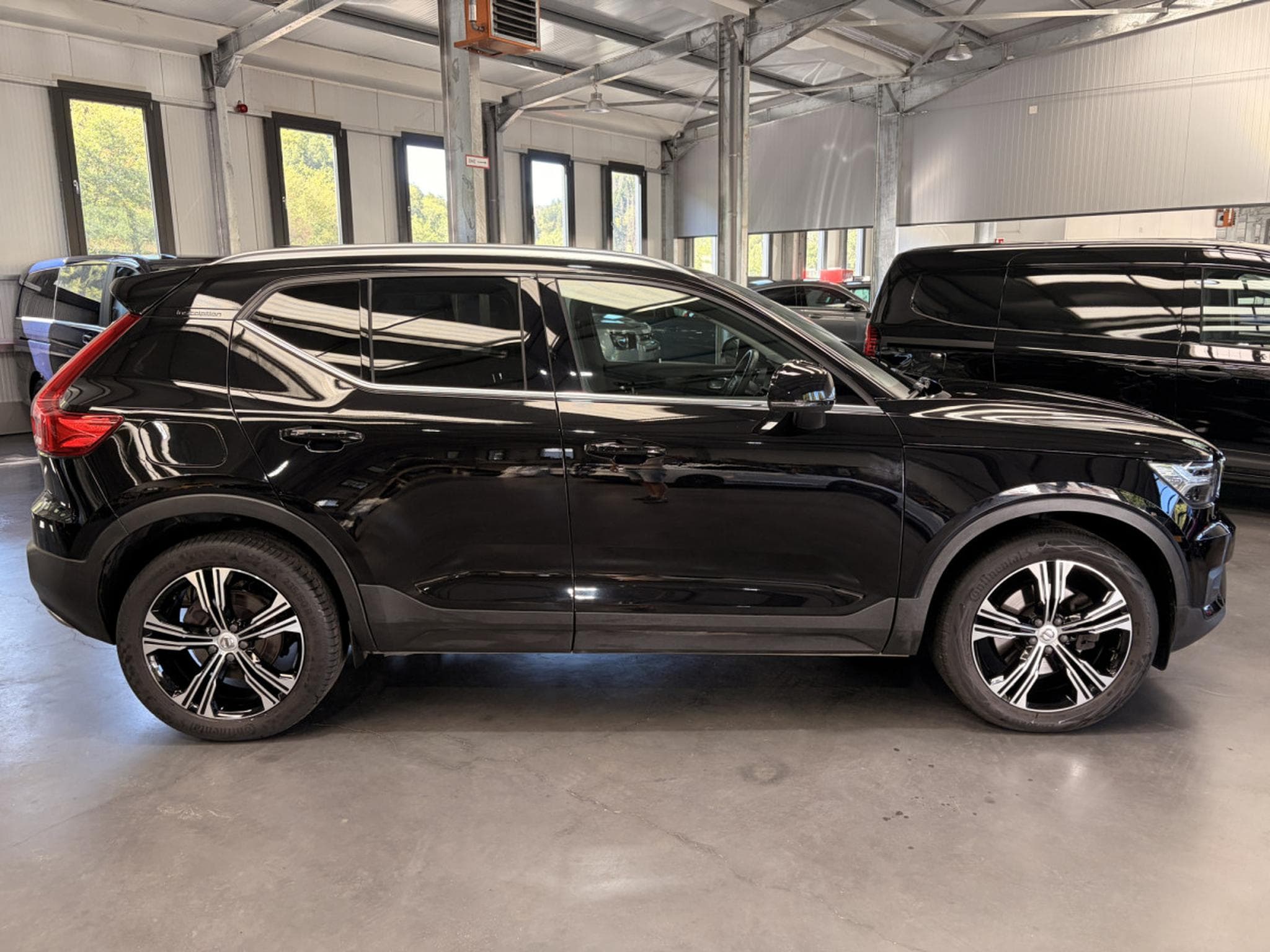 Volvo XC40 2.0 D4 Inscription AWD (2019) - Photo 2