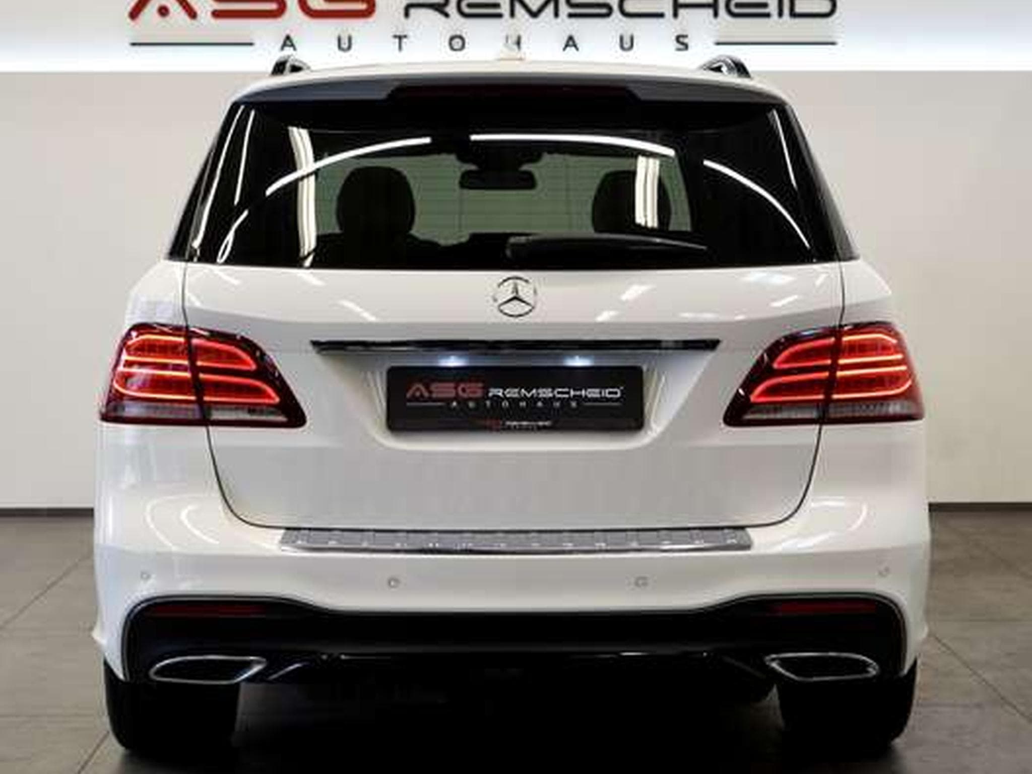 Mercedes GLE 350 d 4M 9G-Tr. AMG Line *Pano *Luft *HK * (2017) - Photo 11