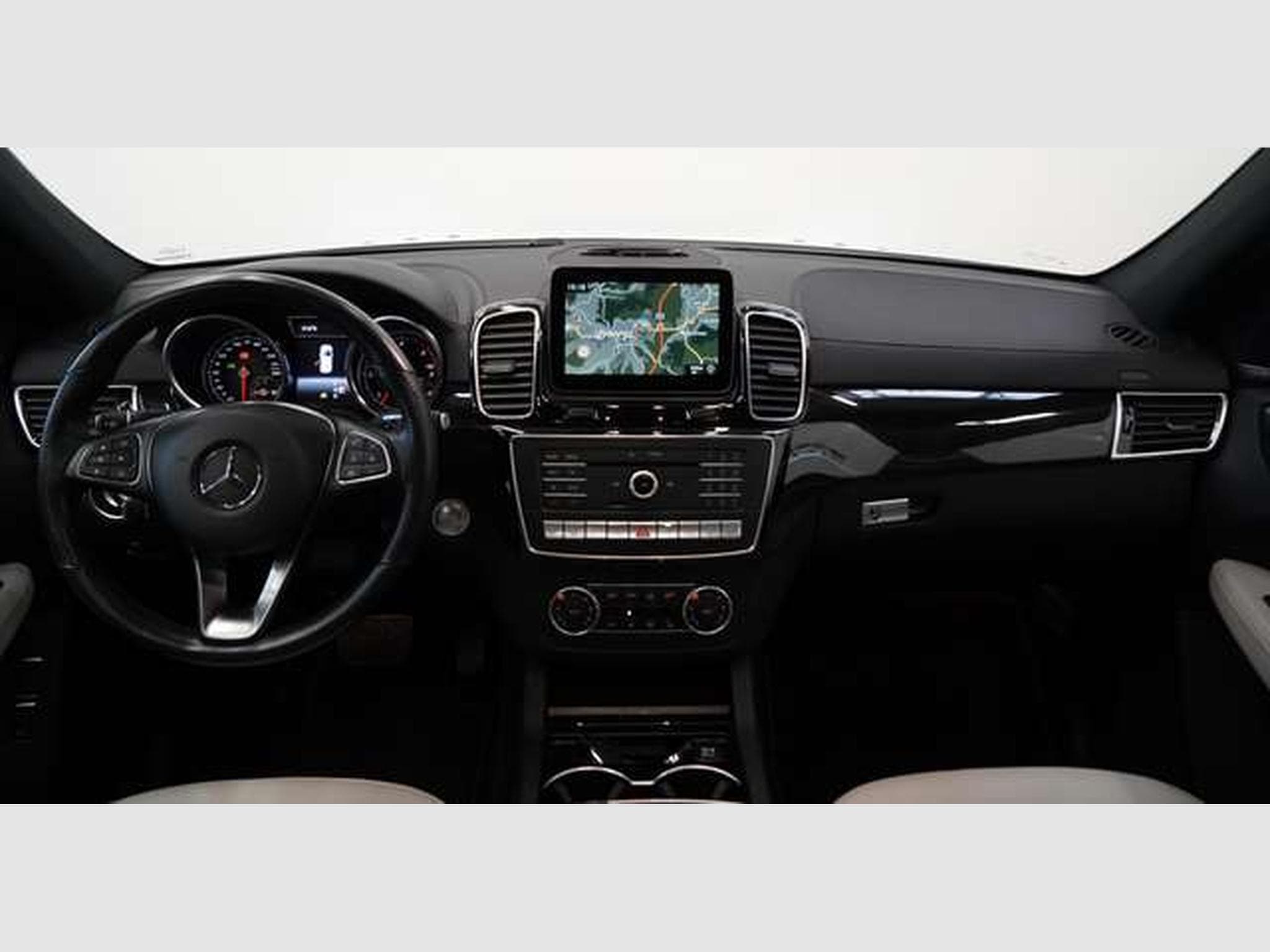 Mercedes GLE 350 d 4M 9G-Tr. AMG Line *Pano *Luft *HK * (2017) - Photo 23