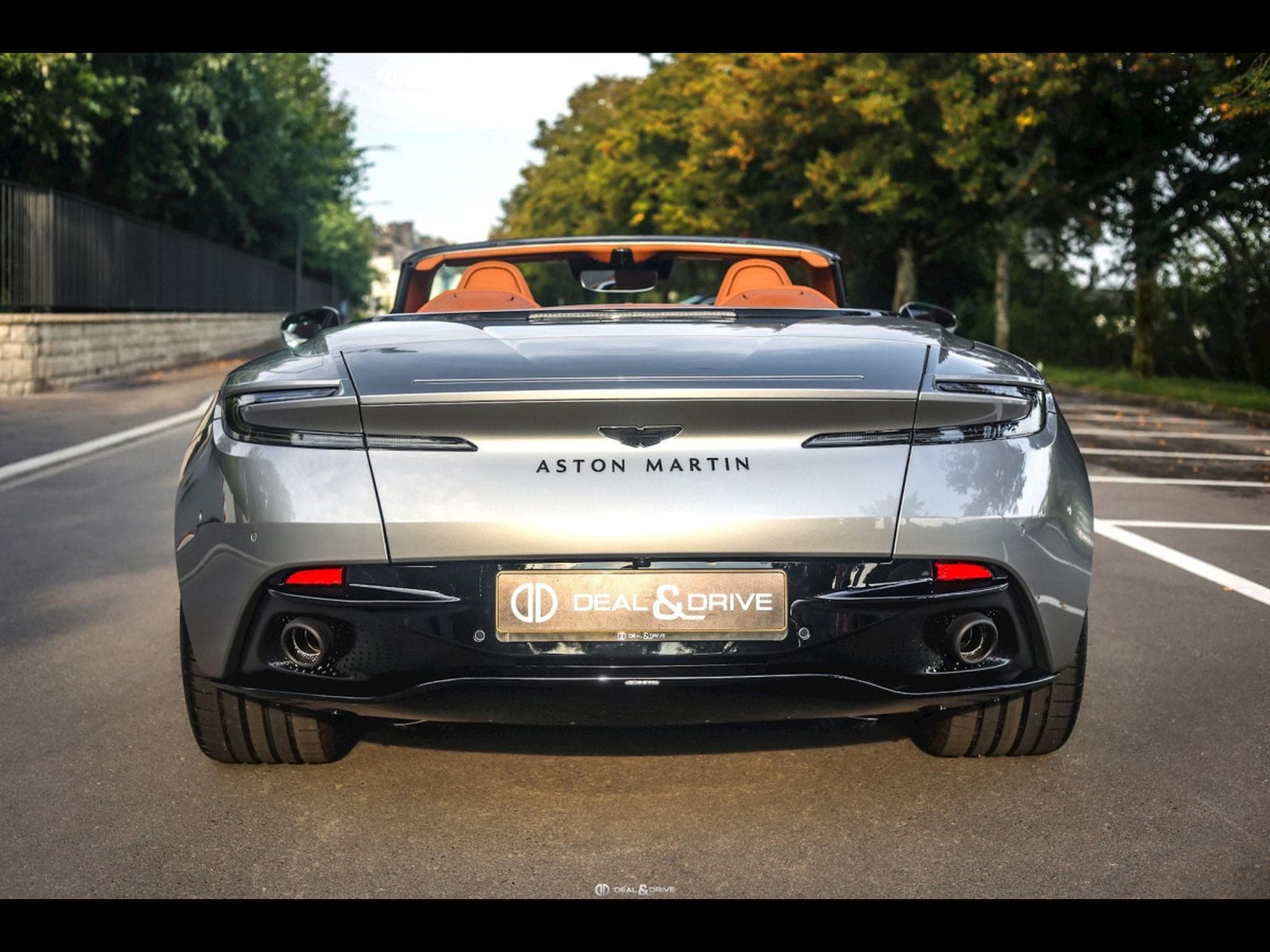 Aston-Martin DB12 VOLANTE 4.0 V8 680 CH - SPIRIT SILVER METALLIC - FULL PPF (2024) - Photo 4