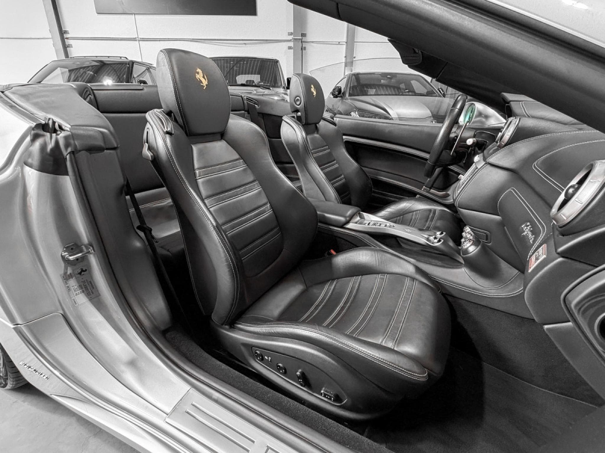 Ferrari California 4.3 V8/20'/FULL SERVICE FERRARI/EXCLUSIVE (2011) - Photo 11