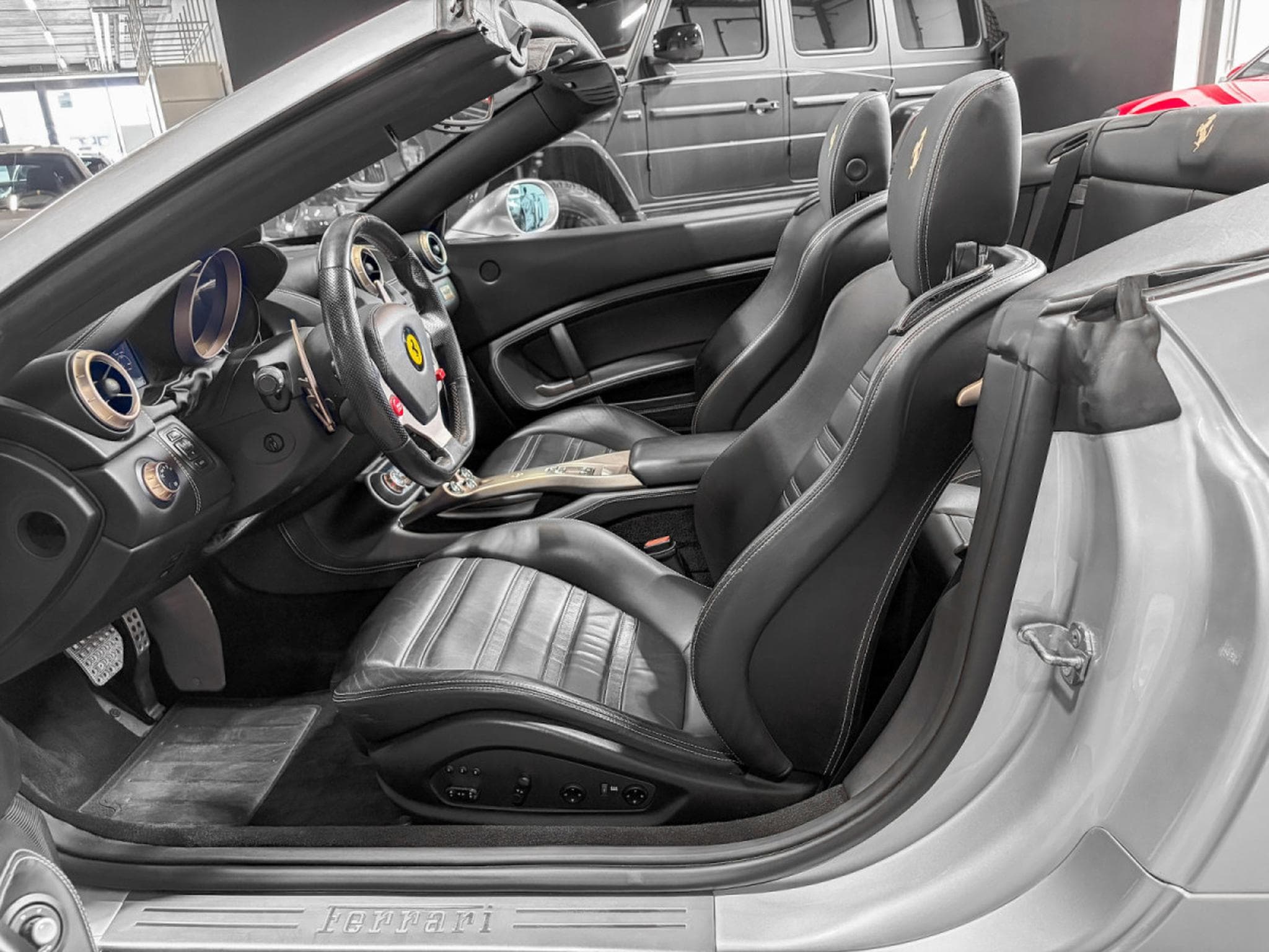 Ferrari California 4.3 V8/20'/FULL SERVICE FERRARI/EXCLUSIVE (2011) - Photo 4