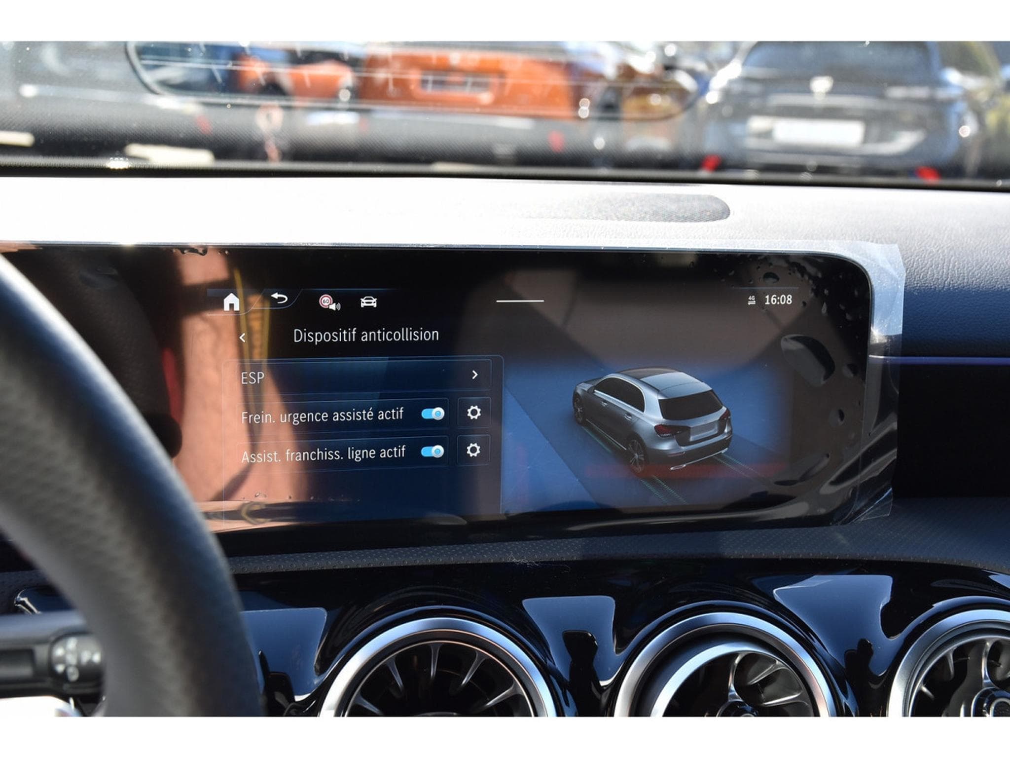 Mercedes A 200 d AMG Line 8G-DCT REGUL GPS CAM PARK APPLE CARPLAY NEUVE (2025) - Photo 13