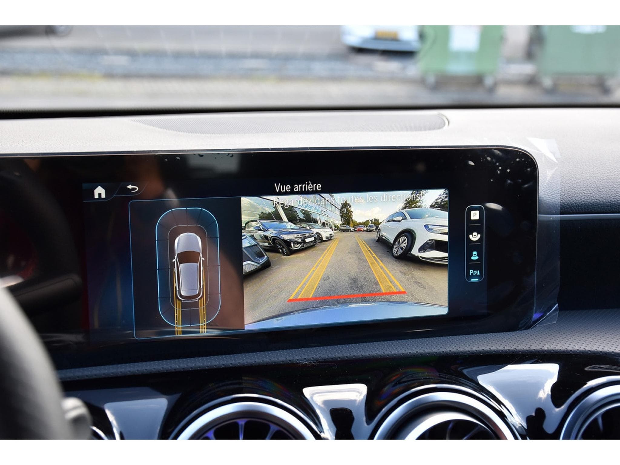 Mercedes A 200 d AMG Line 8G-DCT REGUL GPS CAM PARK APPLE CARPLAY NEUVE (2025) - Photo 18