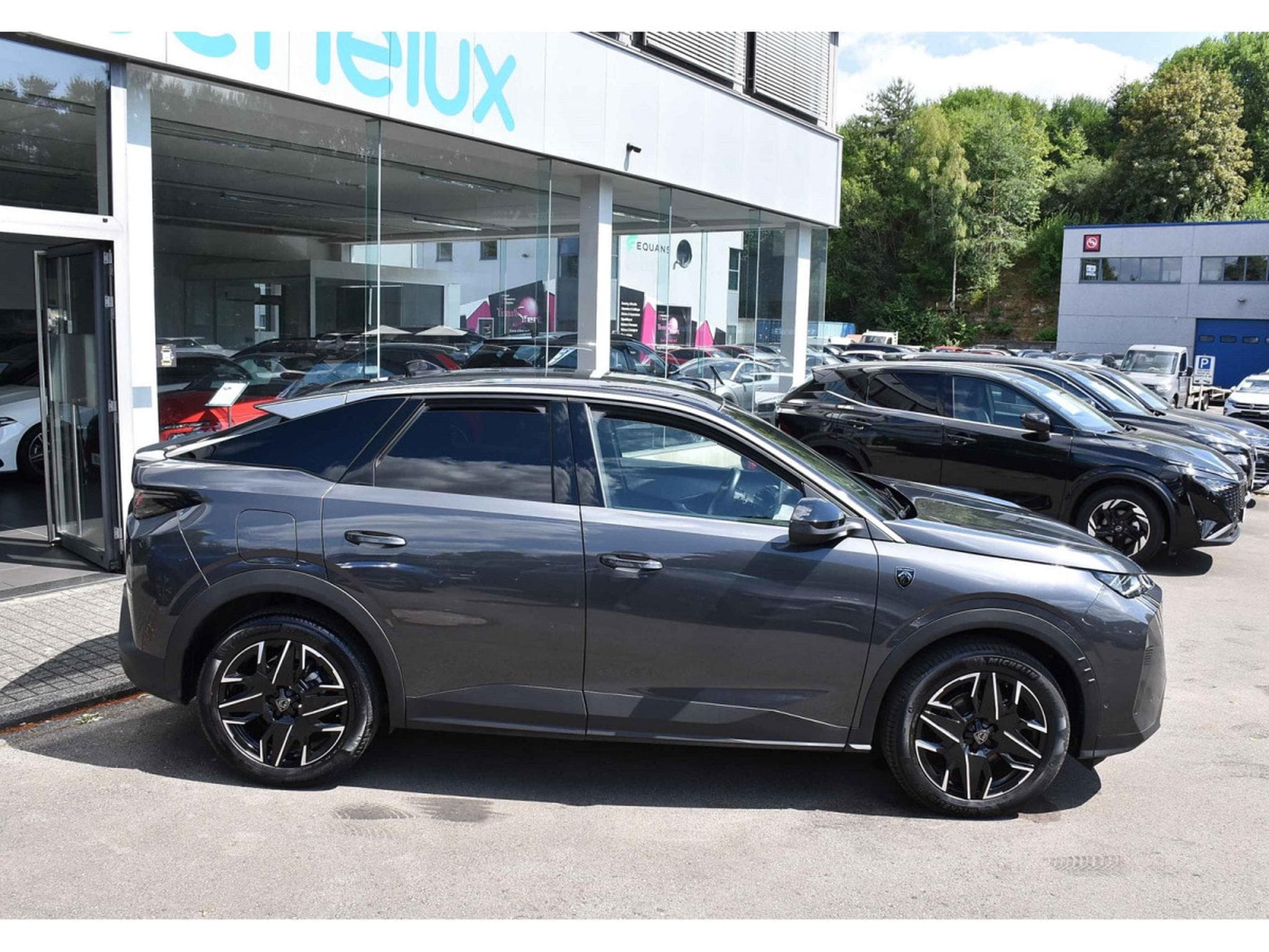 Peugeot 3008 1.2 Hybrid 145 e-DCS6 GT ACC CAM 360 1° MAIN (2025) - Photo 3