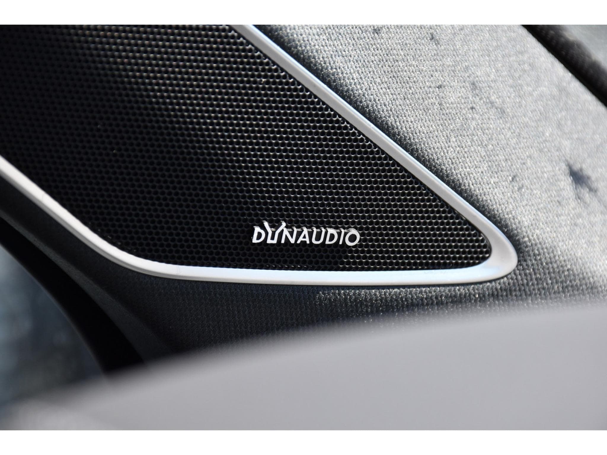 VW Touareg 3.0 TDI 4Motion R-Line Tip. SUSP PNEU PANO CUIR MEMO CHFF AD (2026) - Photo 17